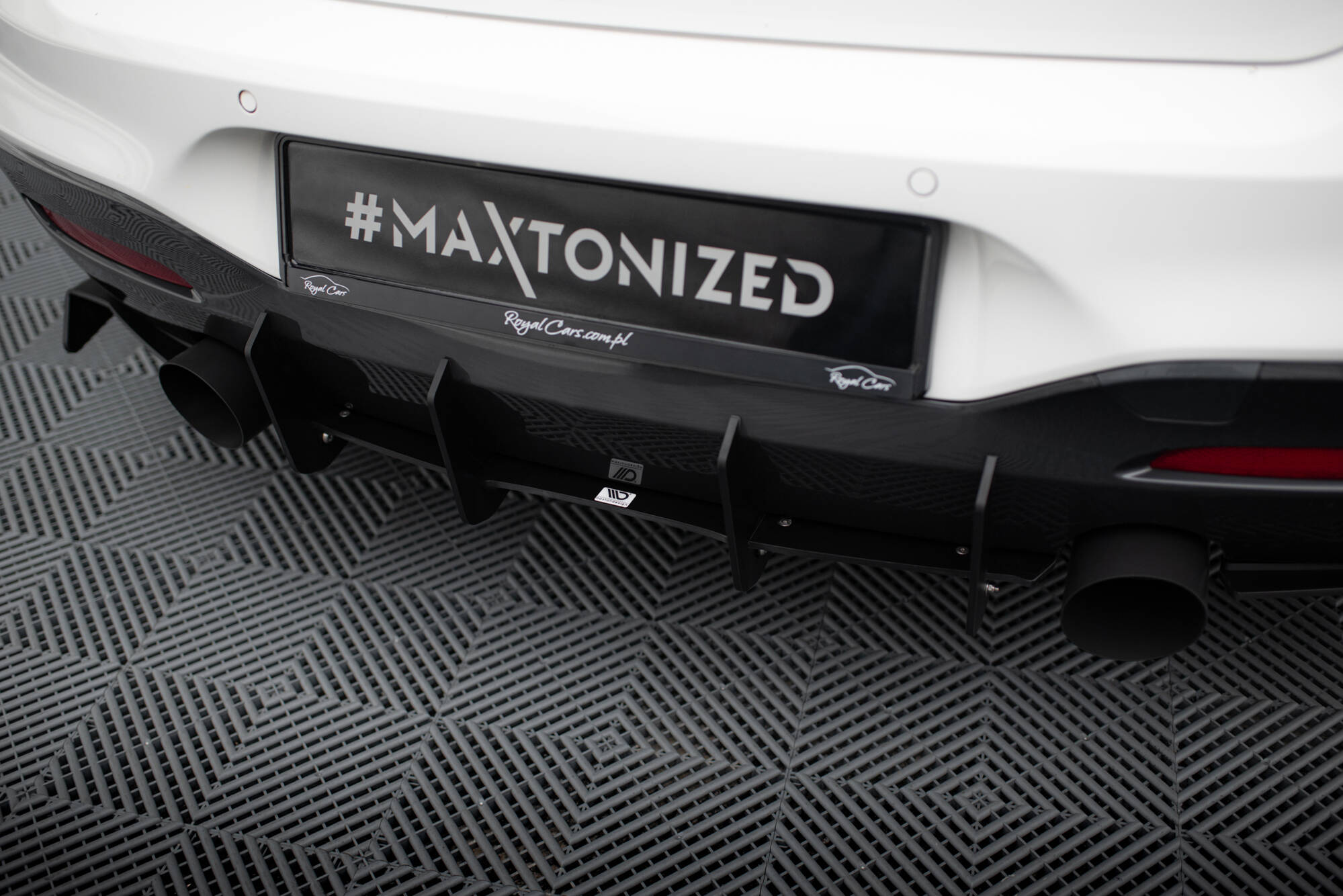 pol_po_BMW-1-F20-F21-M-POWER-FACELIFT-REAR-DIFFUSER-V-1-6637_4 pol_po_BMW-1-F20-F21-M-POWER-FACELIFT-REAR-DIFFUSER-V-1-6637_4