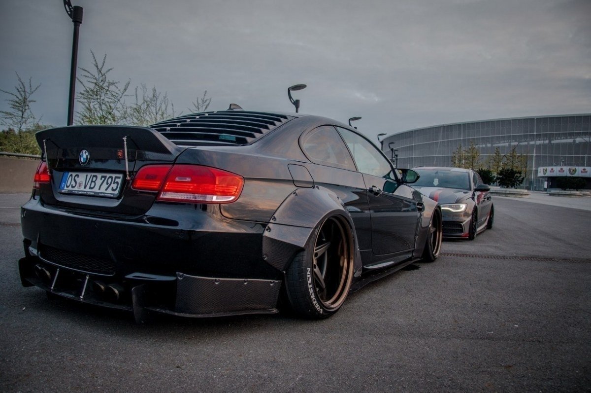 pol_po_BMW-M3-E92-REAR-WINDOW-LOUVER-1433_2 pol_po_BMW-M3-E92-REAR-WINDOW-LOUVER-1433_2