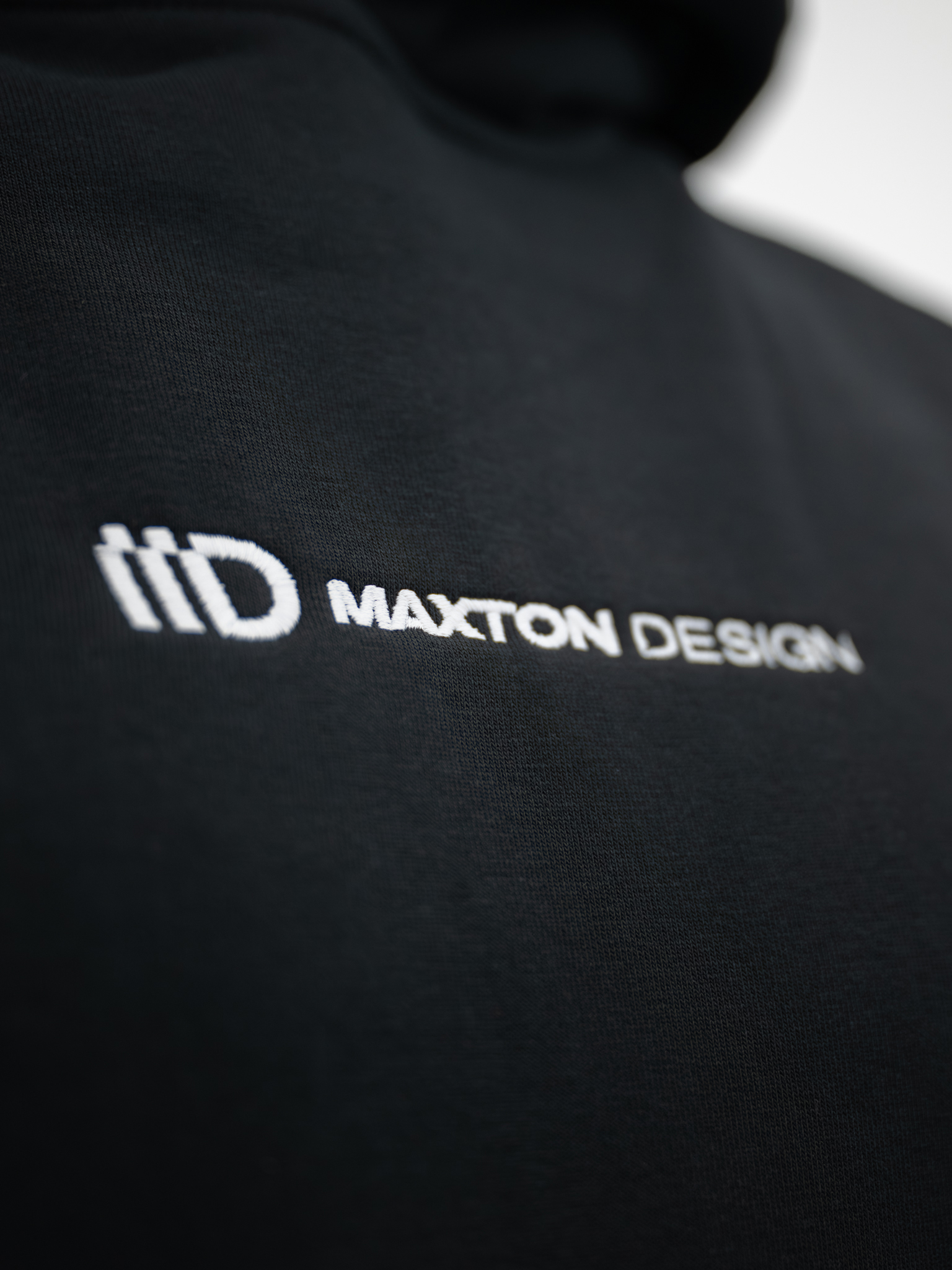 pol_po_Black-Hoodie-Maxton-Design-23596_7 pol_po_Black-Hoodie-Maxton-Design-23596_7