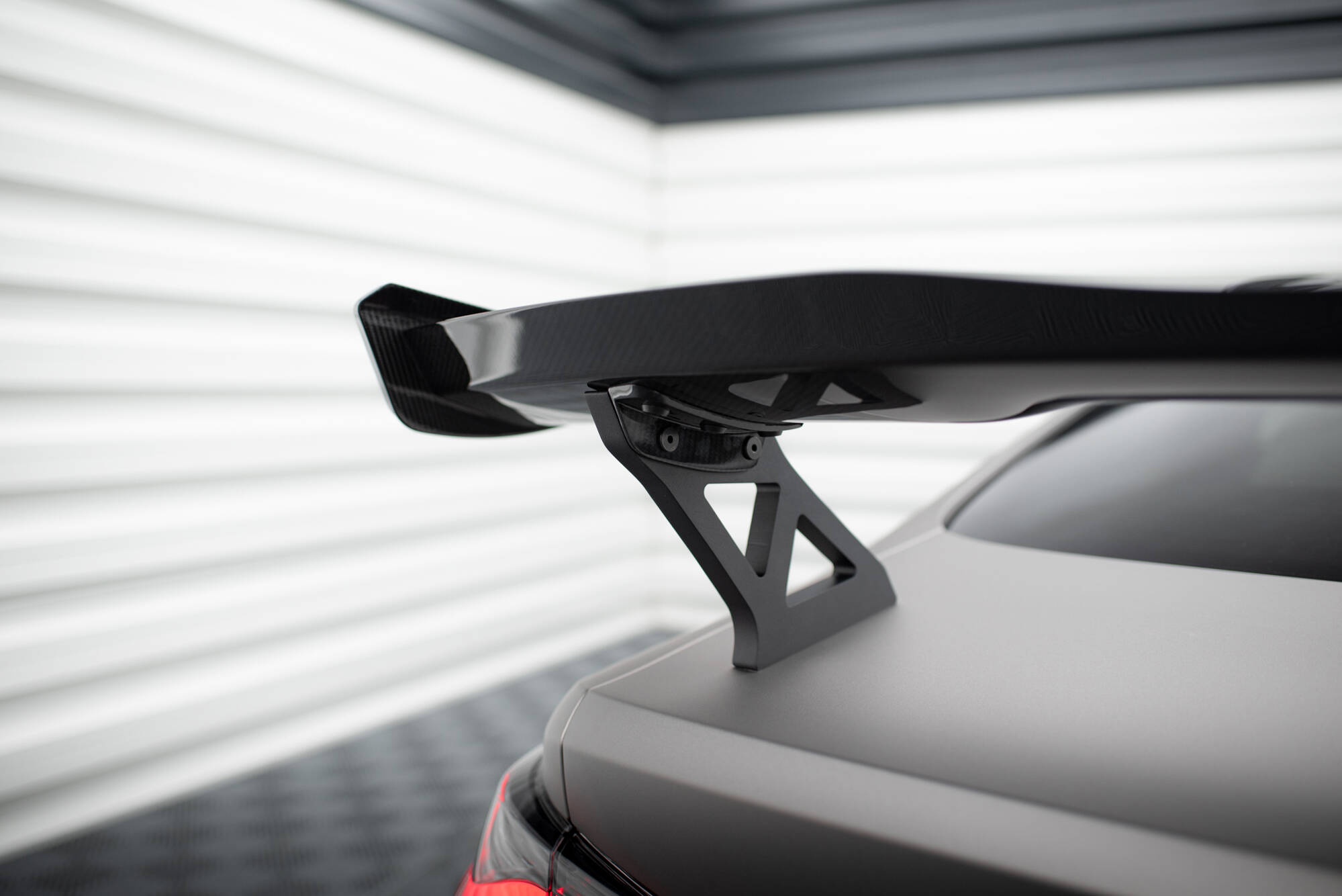 pol_po_Carbon-Fiber-Spoiler-Wing-BMW-M4-G82-G82-Facelift-M440i-4-M-Pack-G22-G22-Facelift-17413_5 pol_po_Carbon-Fiber-Spoiler-Wing-BMW-M4-G82-G82-Facelift-M440i-4-M-Pack-G22-G22-Facelift-17413_5
