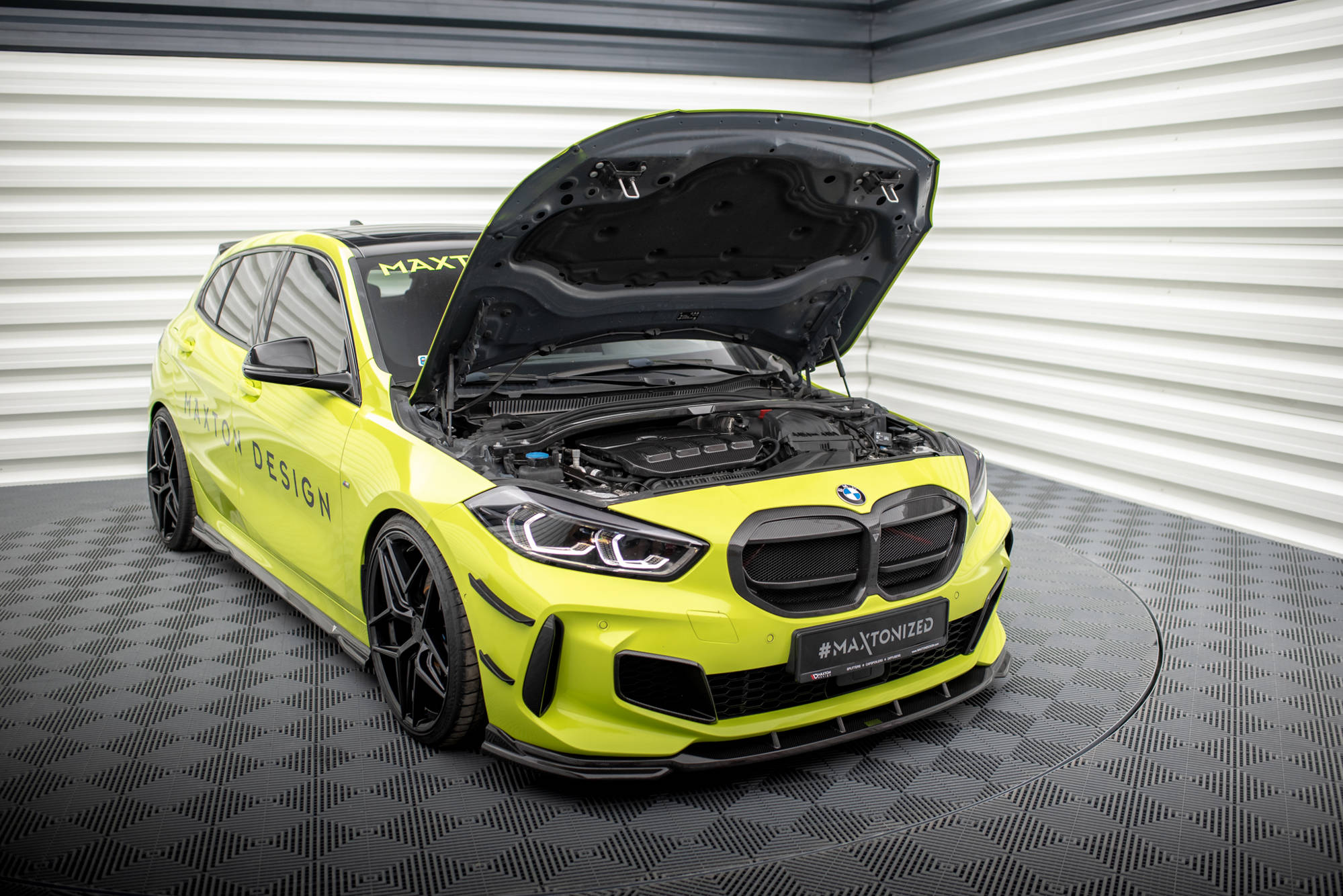 pol_po_Carbon-Fiber-Strut-Bar-Cover-BMW-1-F40-M135i-18760_4 pol_po_Carbon-Fiber-Strut-Bar-Cover-BMW-1-F40-M135i-18760_4