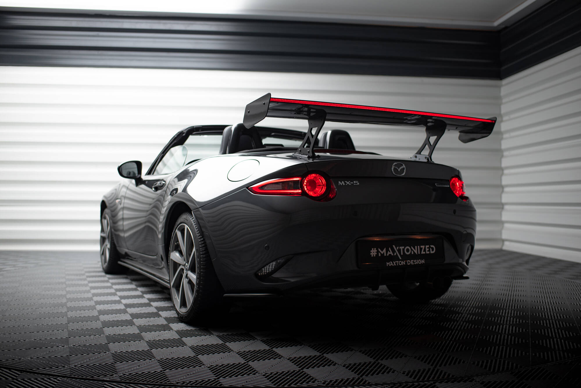 pol_po_Carbon-Spoiler-JDM-Style-LED-Mazda-MX-5-ND-Mk4-21063_6 pol_po_Carbon-Spoiler-JDM-Style-LED-Mazda-MX-5-ND-Mk4-21063_6