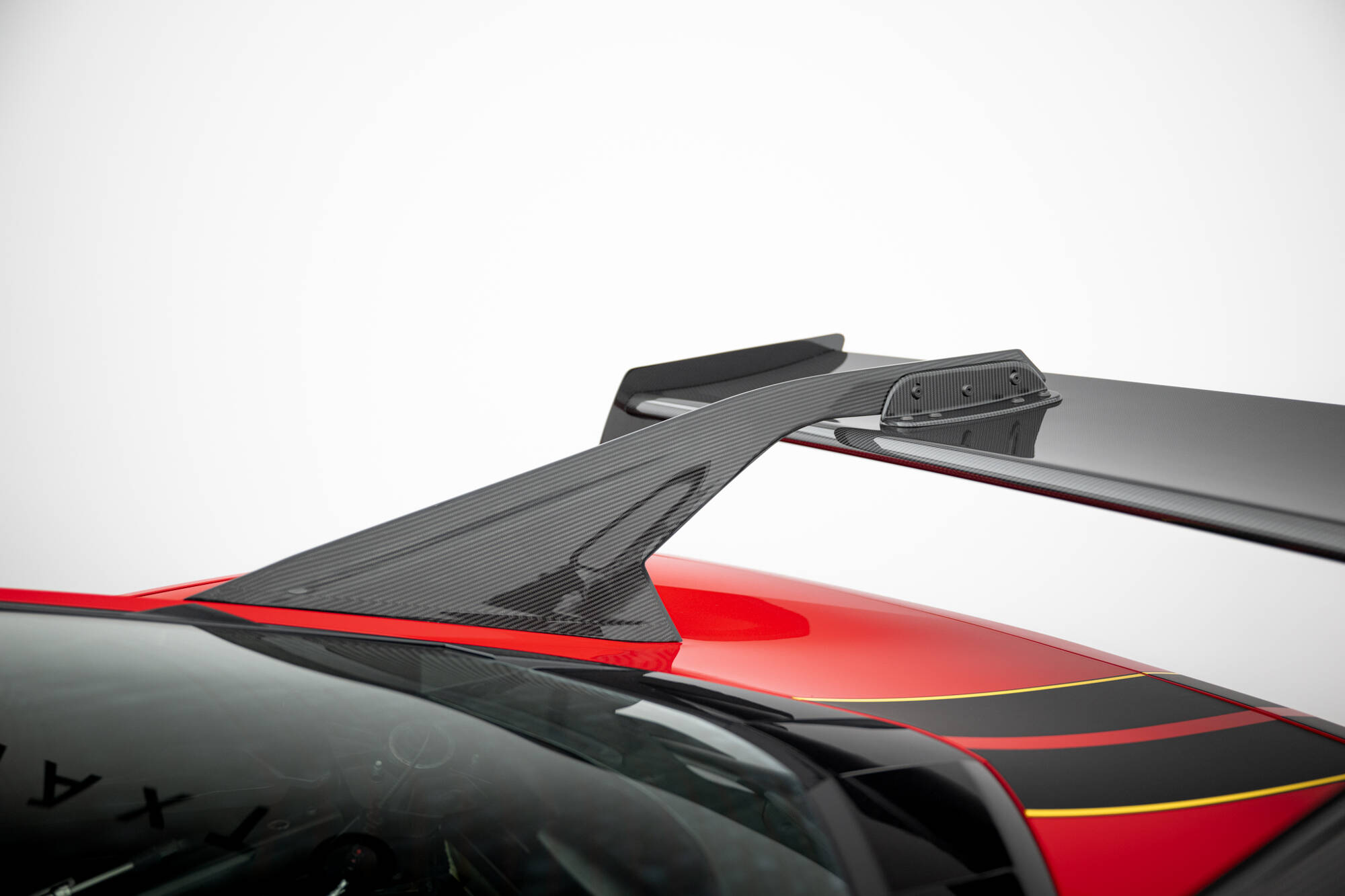 pol_po_Carbon-Spoiler-LED-Chevrolet-Corvette-C8-21174_22 pol_po_Carbon-Spoiler-LED-Chevrolet-Corvette-C8-21174_22