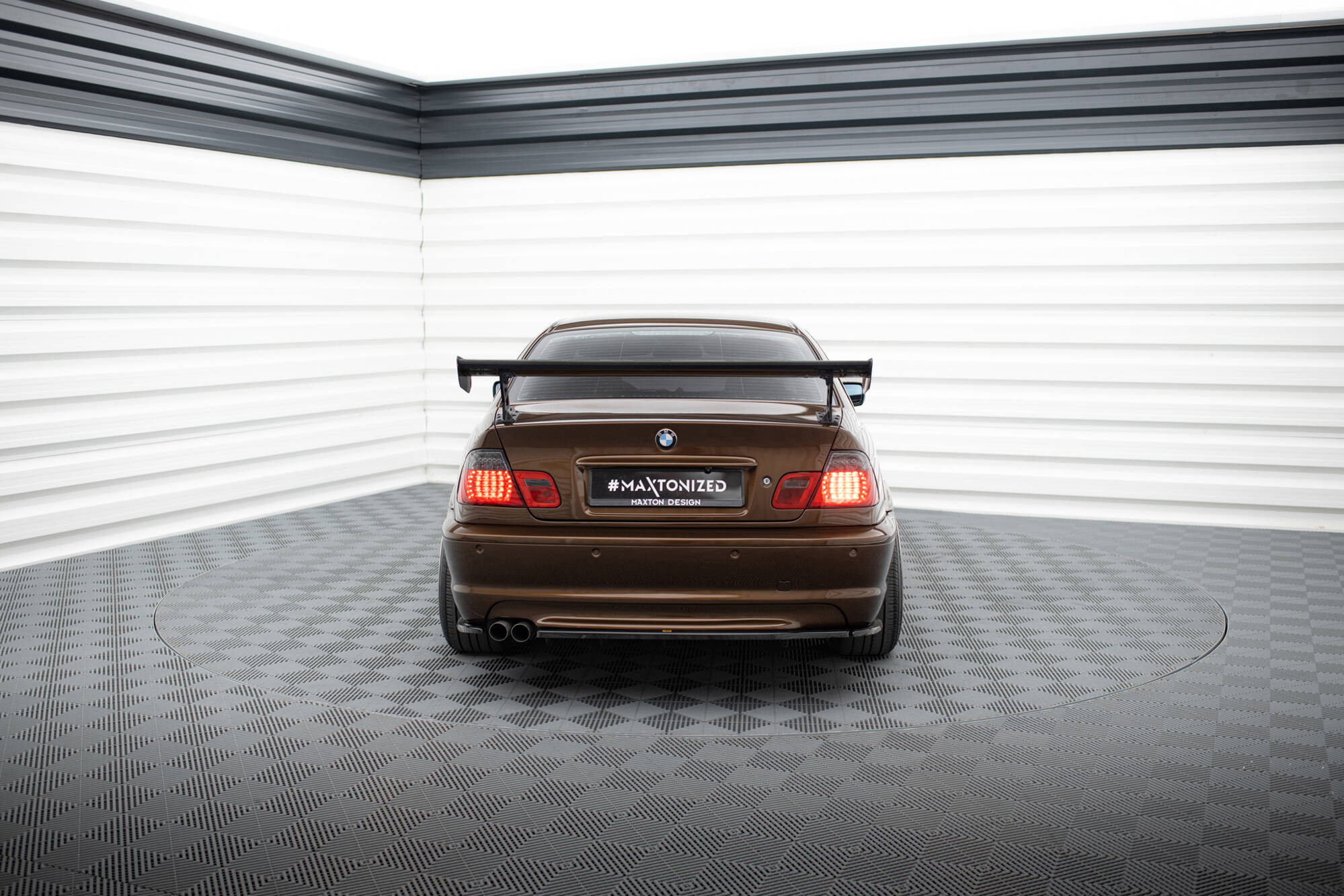 pol_po_Carbon-Spoiler-With-External-Brackets-Uprights-BMW-3-Coupe-E46-20931_17 pol_po_Carbon-Spoiler-With-External-Brackets-Uprights-BMW-3-Coupe-E46-20931_17
