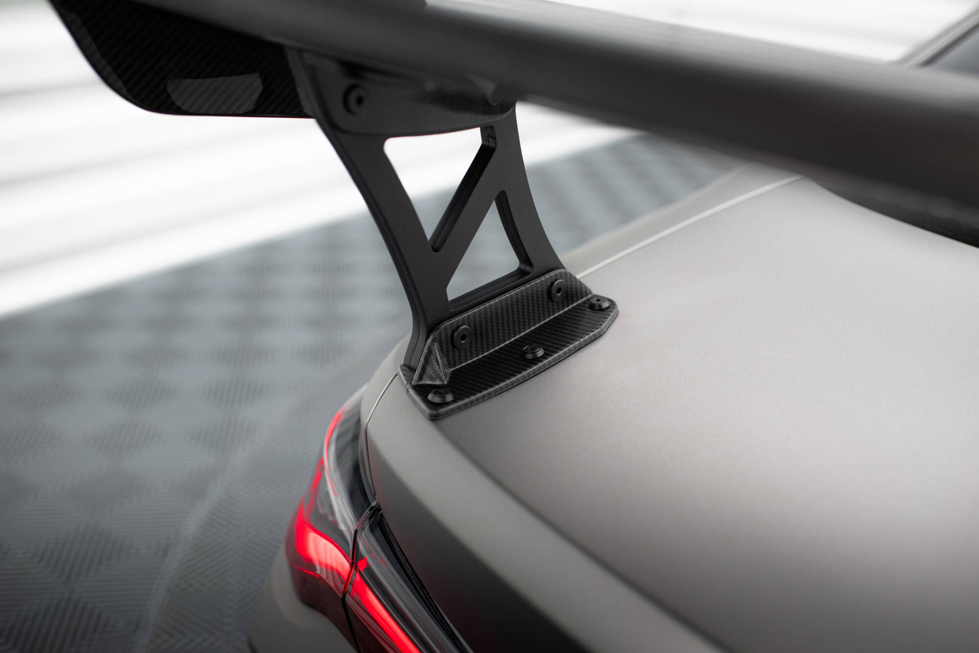 pol_po_Carbon-Spoiler-With-External-Brackets-Uprights-BMW-M4-G82-G82-Facelift-M440i-4-M-Pack-G22-G22-Facelift-20647_4 pol_po_Carbon-Spoiler-With-External-Brackets-Uprights-BMW-M4-G82-G82-Facelift-M440i-4-M-Pack-G22-G22-Facelift-20647_4