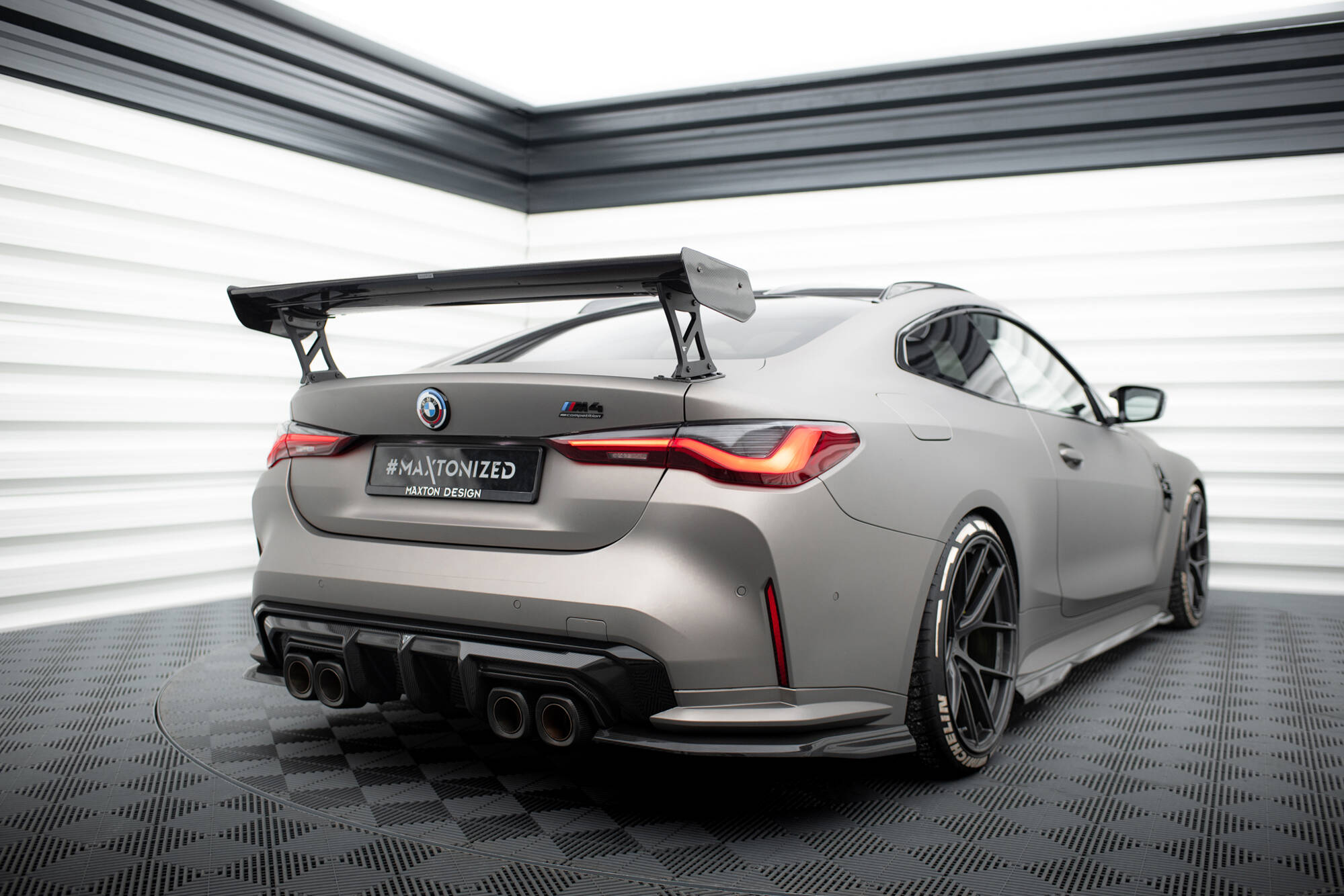 pol_po_Carbon-Spoiler-With-External-Brackets-Uprights-BMW-M4-G82-G82-Facelift-M440i-4-M-Pack-G22-G22-Facelift-20647_5 pol_po_Carbon-Spoiler-With-External-Brackets-Uprights-BMW-M4-G82-G82-Facelift-M440i-4-M-Pack-G22-G22-Facelift-20647_5