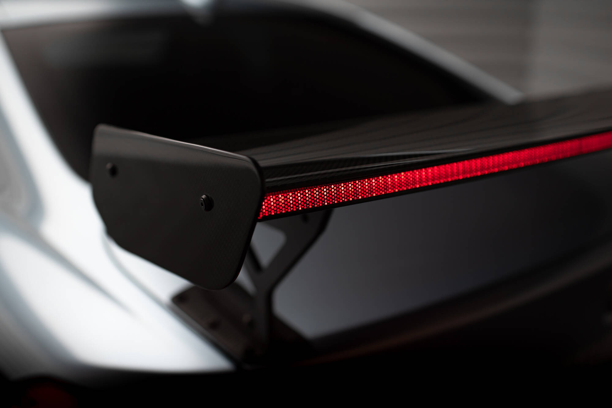 pol_po_Carbon-Spoiler-With-External-Brackets-Uprights-LED-BMW-4-F32-4-F32-M-Pack-Coupe-21017_18 pol_po_Carbon-Spoiler-With-External-Brackets-Uprights-LED-BMW-4-F32-4-F32-M-Pack-Coupe-21017_18