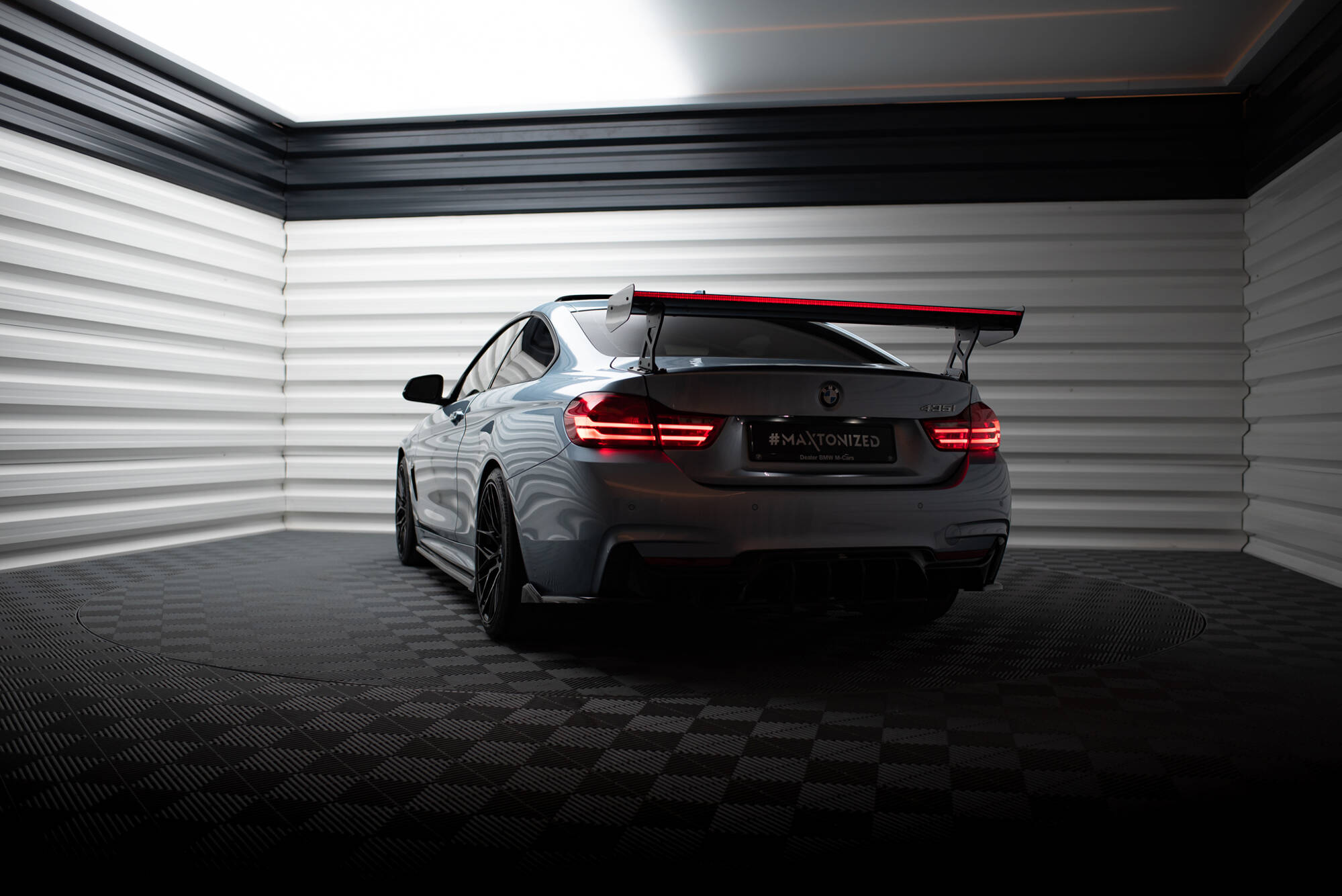 pol_po_Carbon-Spoiler-With-External-Brackets-Uprights-LED-BMW-4-F32-4-F32-M-Pack-Coupe-21017_19 pol_po_Carbon-Spoiler-With-External-Brackets-Uprights-LED-BMW-4-F32-4-F32-M-Pack-Coupe-21017_19