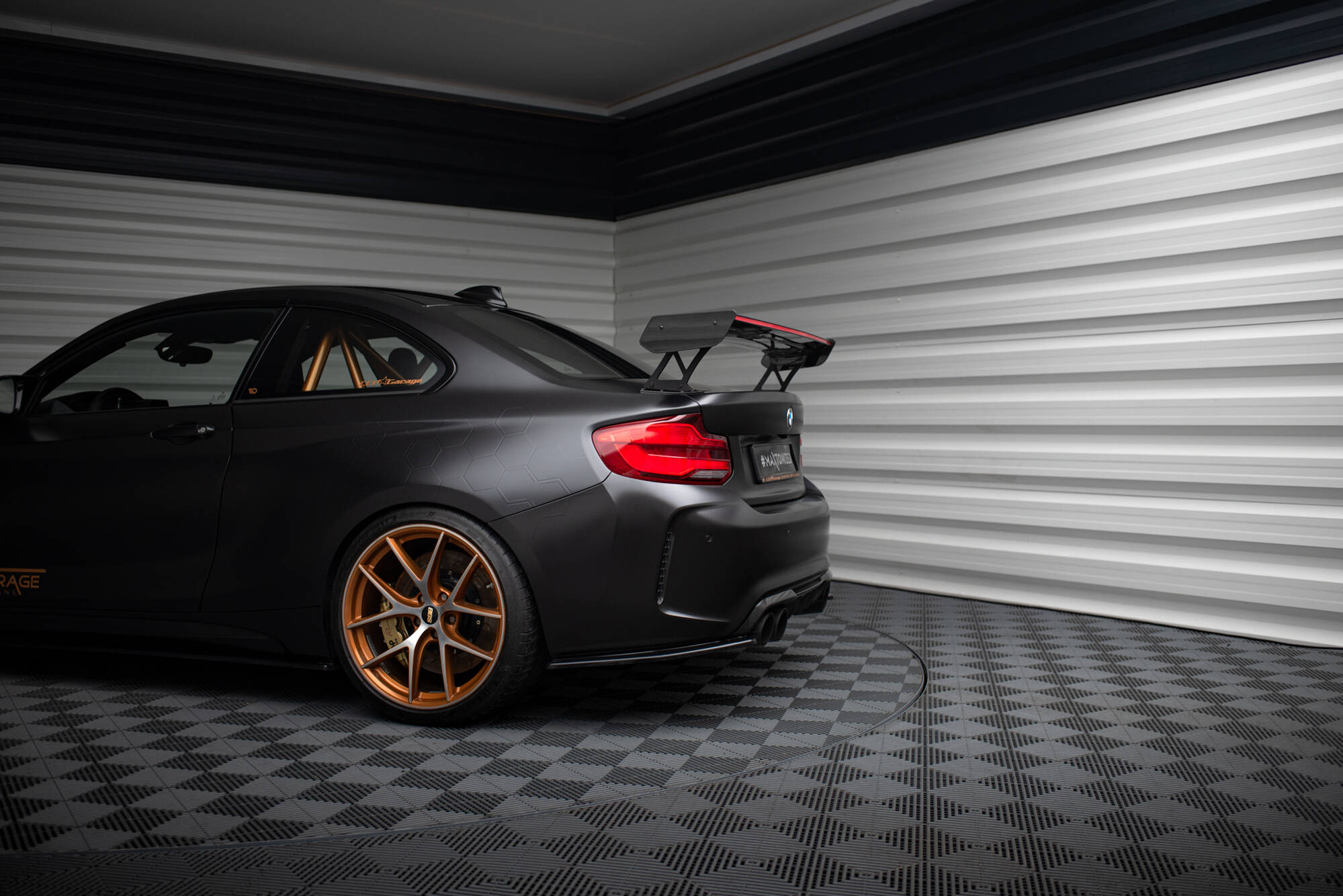pol_po_Carbon-Spoiler-With-External-Brackets-Uprights-LED-BMW-M2-F87-2-2-M-Pack-F22-20822_14 pol_po_Carbon-Spoiler-With-External-Brackets-Uprights-LED-BMW-M2-F87-2-2-M-Pack-F22-20822_14