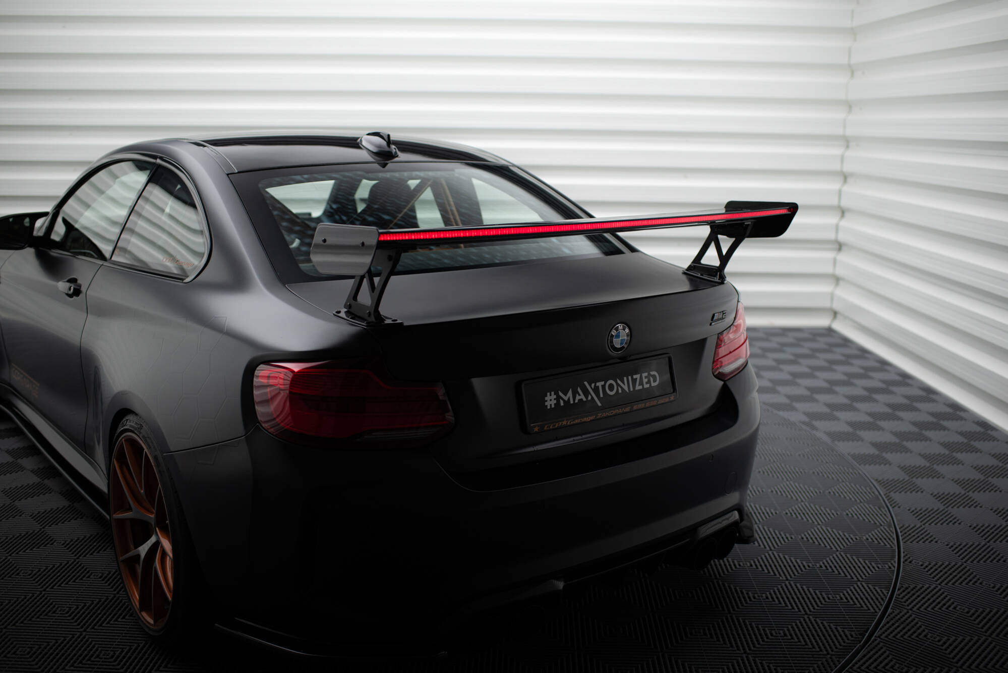 pol_po_Carbon-Spoiler-With-External-Brackets-Uprights-LED-BMW-M2-F87-2-2-M-Pack-F22-20822_4 pol_po_Carbon-Spoiler-With-External-Brackets-Uprights-LED-BMW-M2-F87-2-2-M-Pack-F22-20822_4