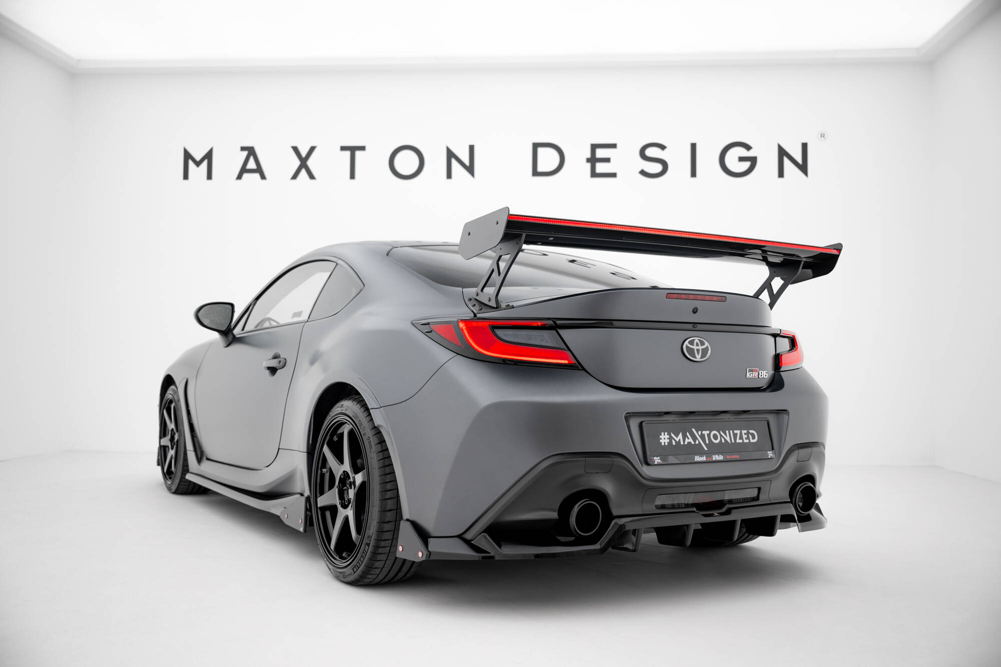 pol_po_Carbon-Spoiler-With-External-Brackets-Uprights-LED-Toyota-GR86-Subaru-BRZ-Mk2-21647_6 pol_po_Carbon-Spoiler-With-External-Brackets-Uprights-LED-Toyota-GR86-Subaru-BRZ-Mk2-21647_6