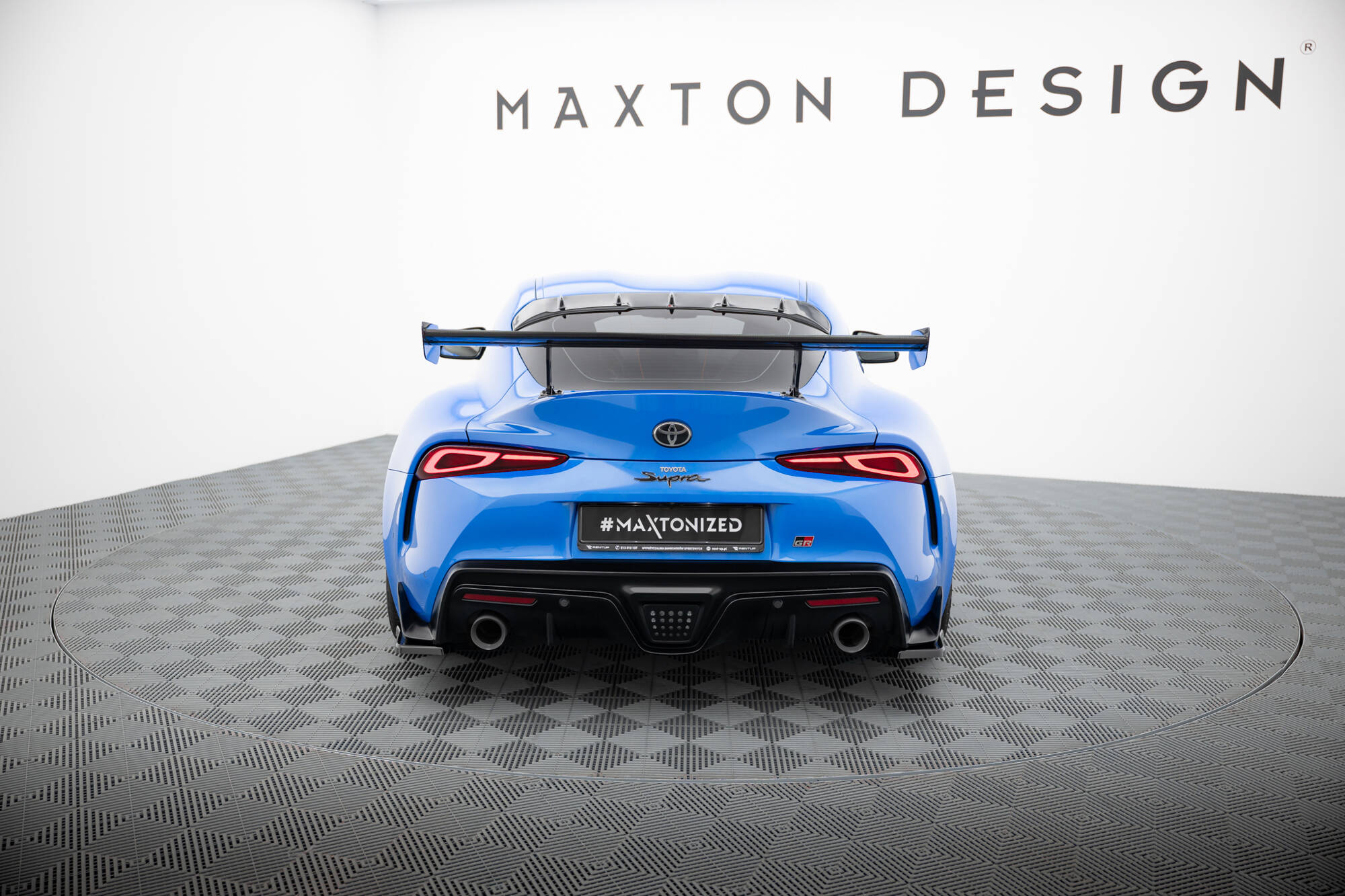 pol_po_Carbon-Spoiler-With-External-Brackets-Uprights-Toyota-Supra-Mk5-21201_14 pol_po_Carbon-Spoiler-With-External-Brackets-Uprights-Toyota-Supra-Mk5-21201_14