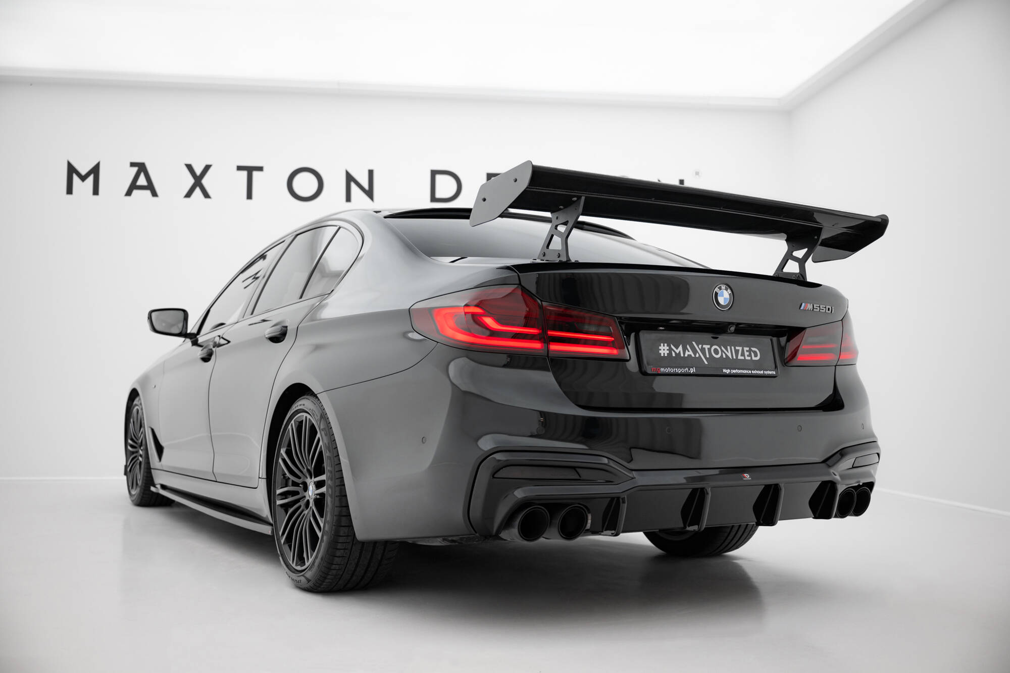 pol_po_Carbon-Spoiler-With-Internal-Brackets-Uprights-BMW-5-M5-Sedan-G30-F90-21665_15 pol_po_Carbon-Spoiler-With-Internal-Brackets-Uprights-BMW-5-M5-Sedan-G30-F90-21665_15