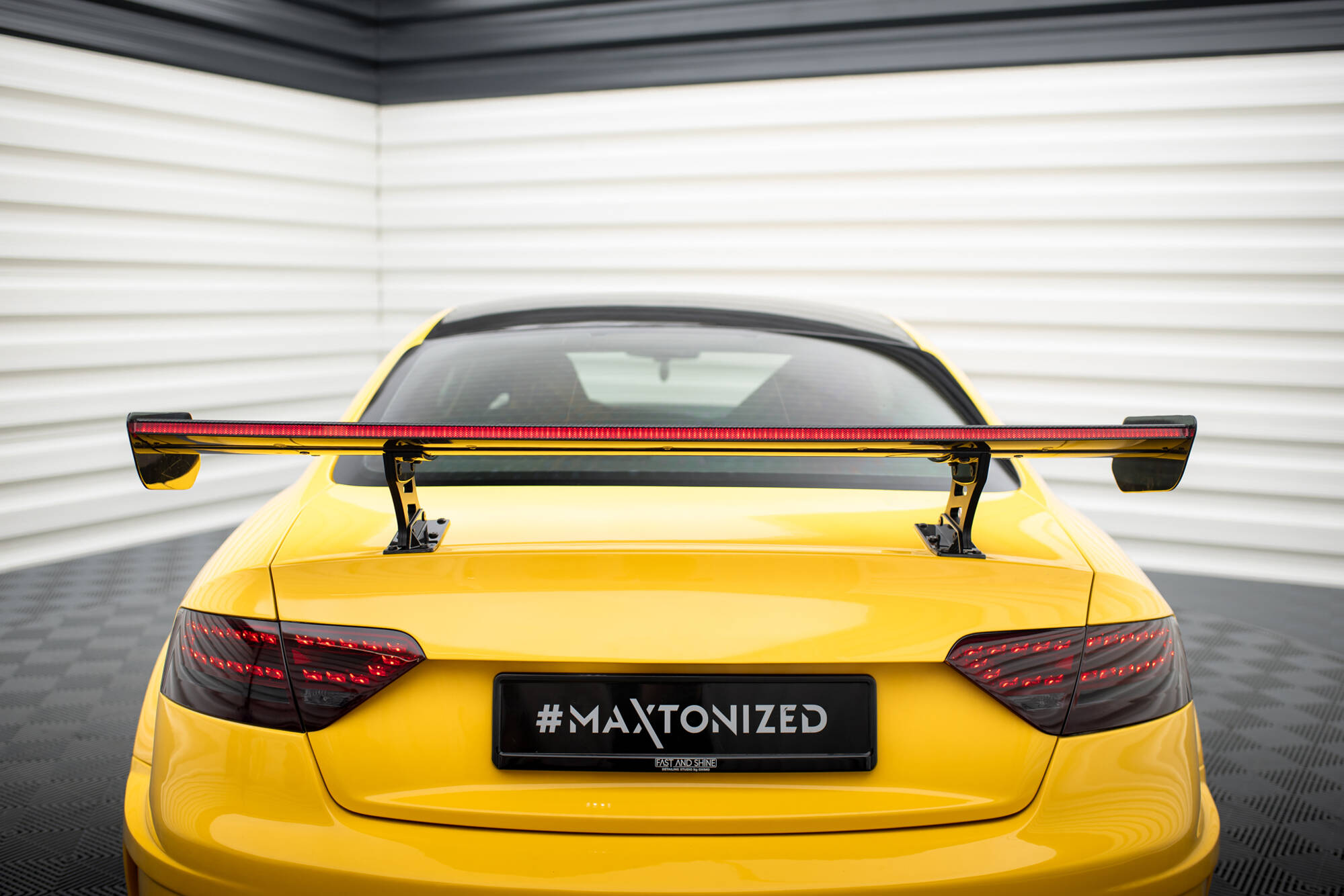 pol_po_Carbon-Spoiler-With-Internal-Brackets-Uprights-LED-Audi-A5-Coupe-8T-20971_7 pol_po_Carbon-Spoiler-With-Internal-Brackets-Uprights-LED-Audi-A5-Coupe-8T-20971_7