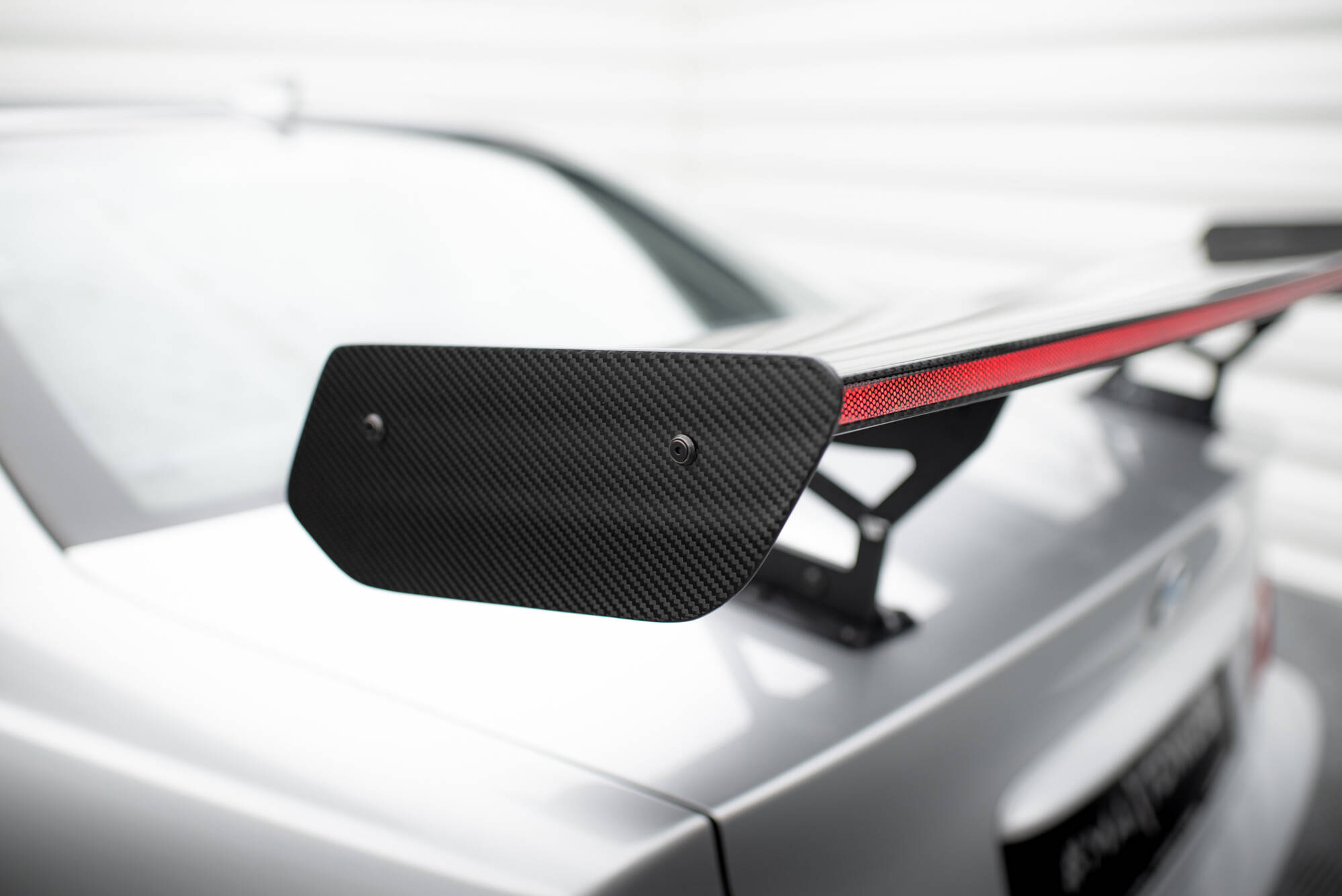 pol_po_Carbon-Spoiler-With-Internal-Brackets-Uprights-LED-BMW-3-Coupe-E46-20929_12 pol_po_Carbon-Spoiler-With-Internal-Brackets-Uprights-LED-BMW-3-Coupe-E46-20929_12