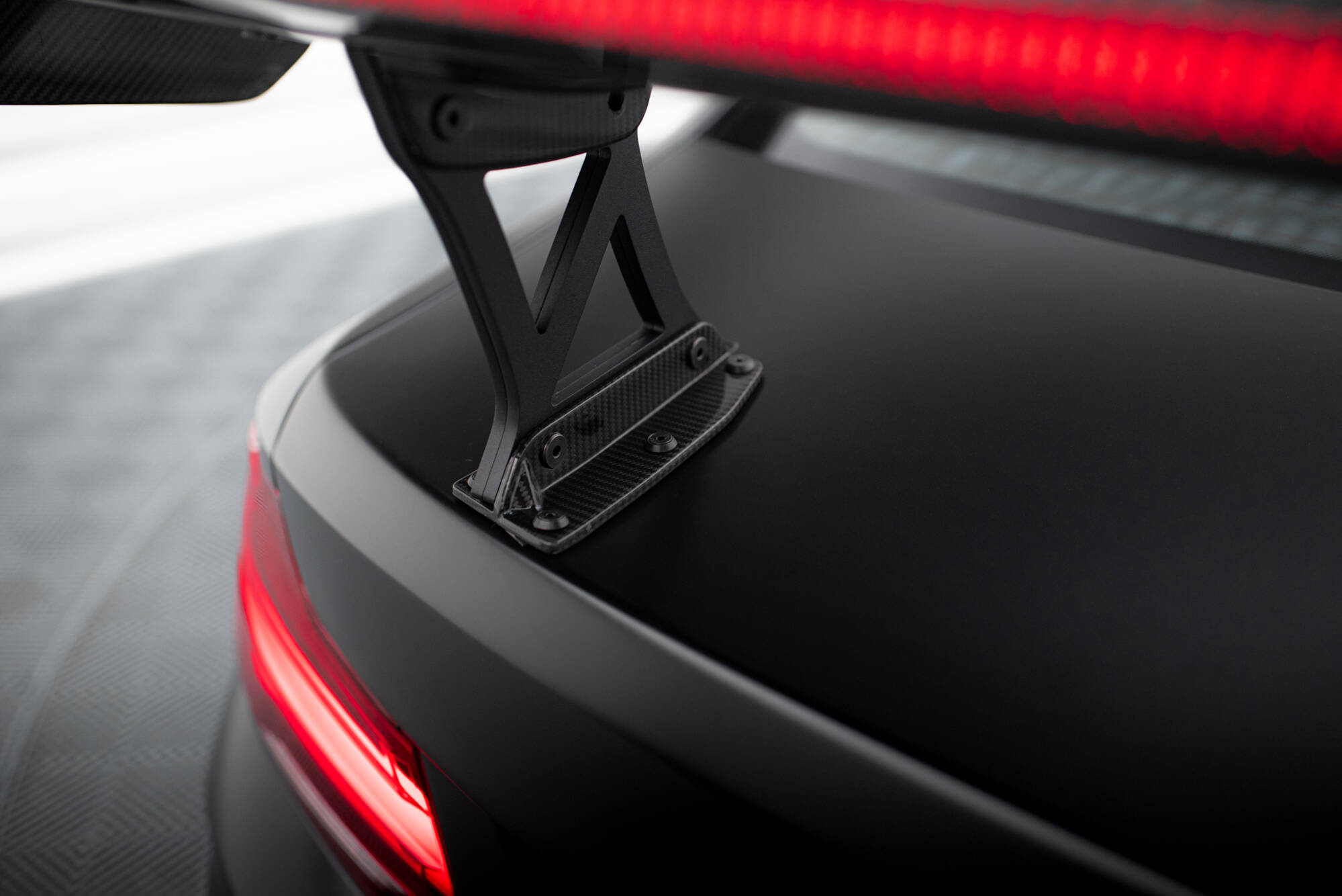 pol_po_Carbon-Spoiler-With-Internal-Brackets-Uprights-LED-BMW-M2-F87-2-2-M-Pack-F22-20654_16 pol_po_Carbon-Spoiler-With-Internal-Brackets-Uprights-LED-BMW-M2-F87-2-2-M-Pack-F22-20654_16