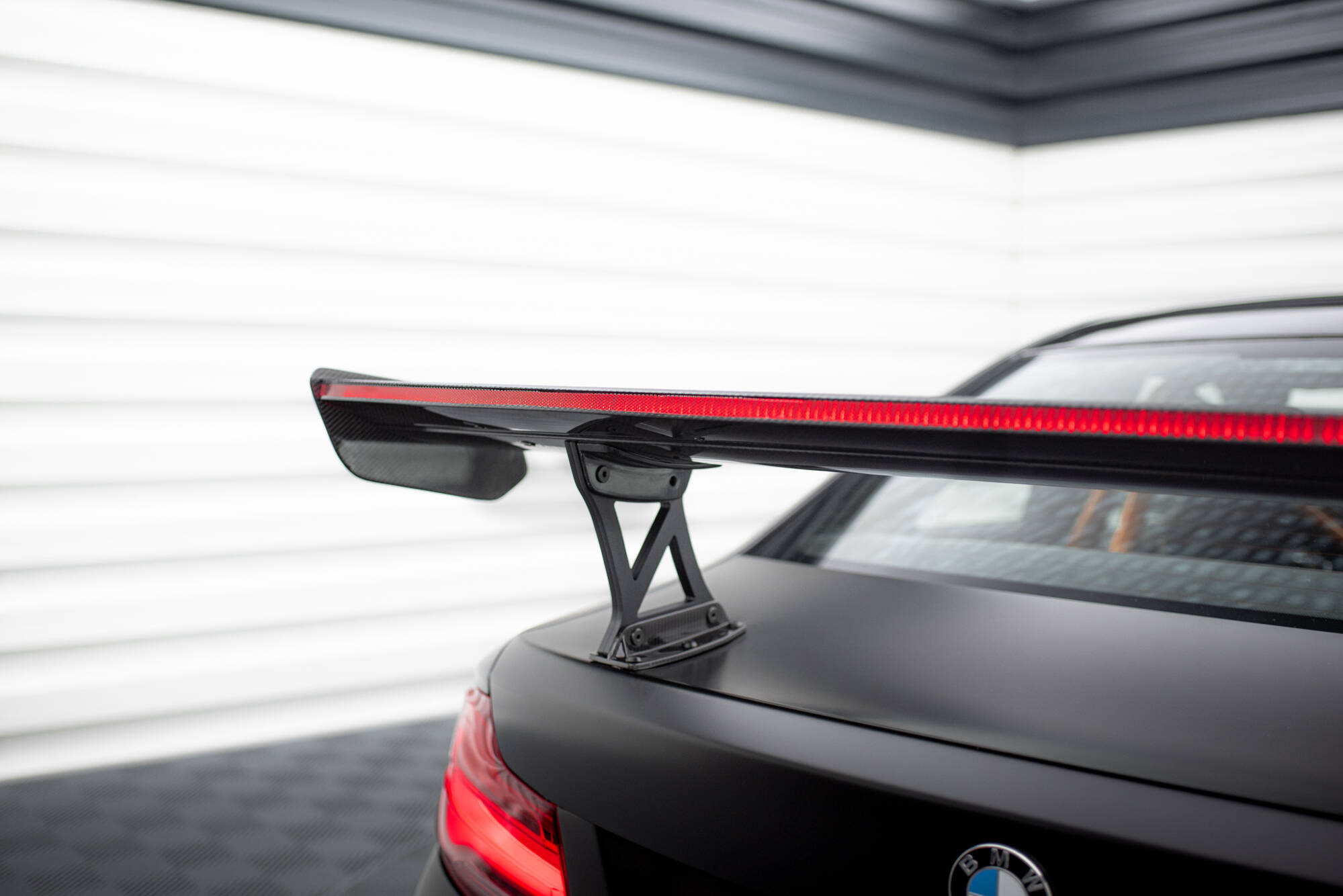 pol_po_Carbon-Spoiler-With-Internal-Brackets-Uprights-LED-BMW-M2-F87-2-2-M-Pack-F22-20654_17 pol_po_Carbon-Spoiler-With-Internal-Brackets-Uprights-LED-BMW-M2-F87-2-2-M-Pack-F22-20654_17