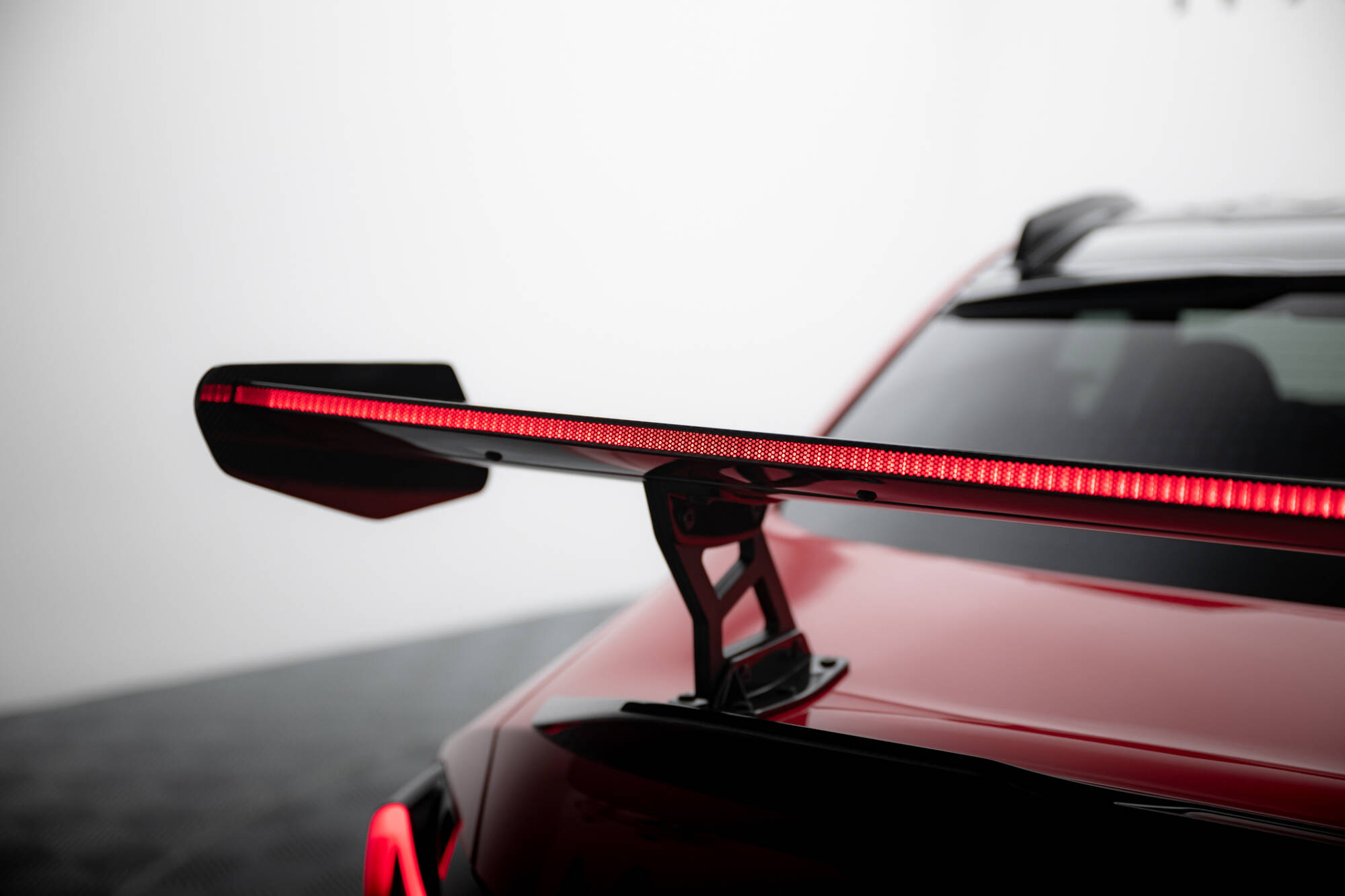 pol_po_Carbon-Spoiler-With-Internal-Brackets-Uprights-LED-BMW-M2-G87-22145_10 pol_po_Carbon-Spoiler-With-Internal-Brackets-Uprights-LED-BMW-M2-G87-22145_10