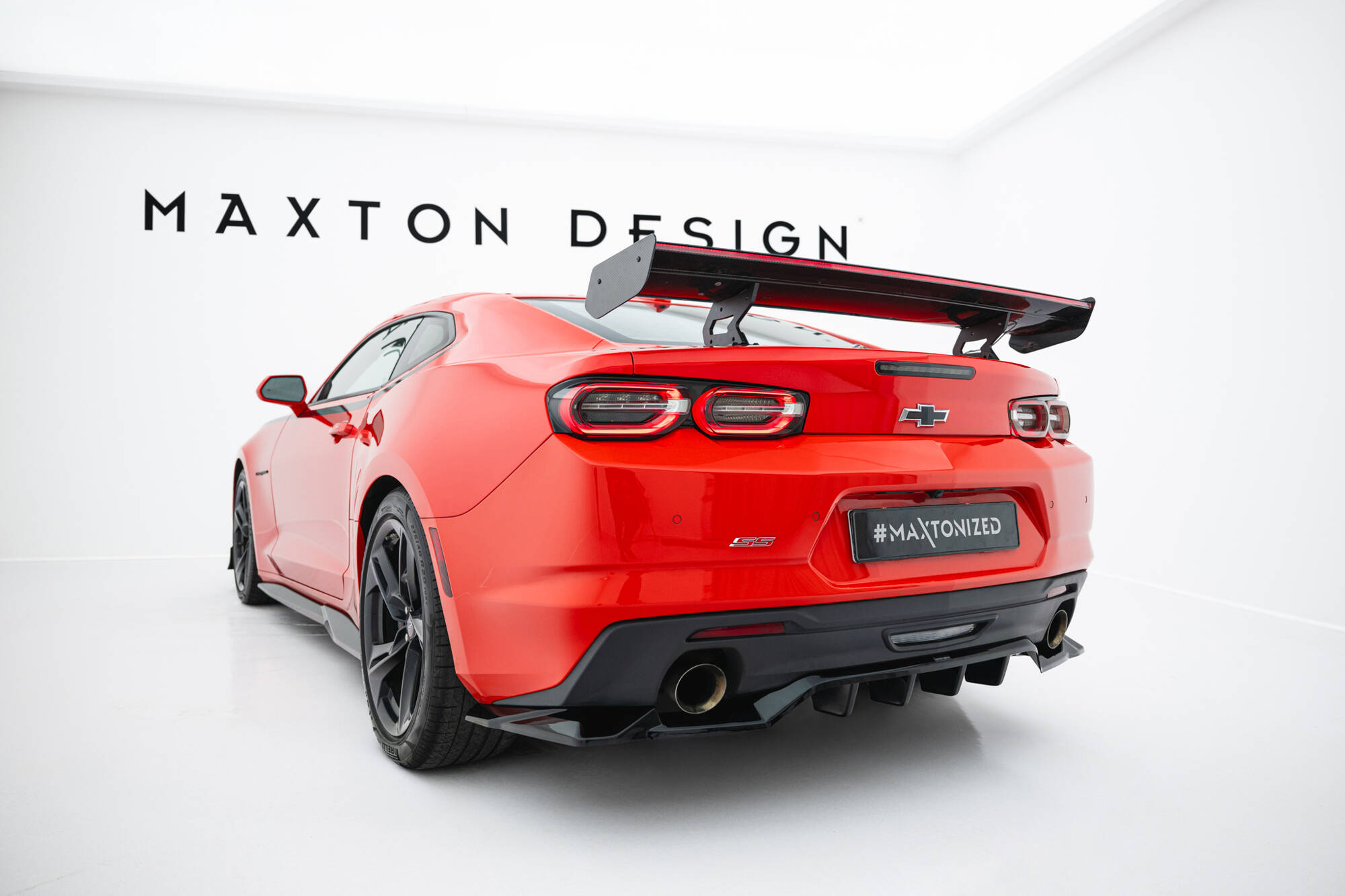 pol_po_Carbon-Spoiler-With-Internal-Brackets-Uprights-LED-Chevrolet-Camaro-SS-Mk6-Facelift-22319_7 pol_po_Carbon-Spoiler-With-Internal-Brackets-Uprights-LED-Chevrolet-Camaro-SS-Mk6-Facelift-22319_7