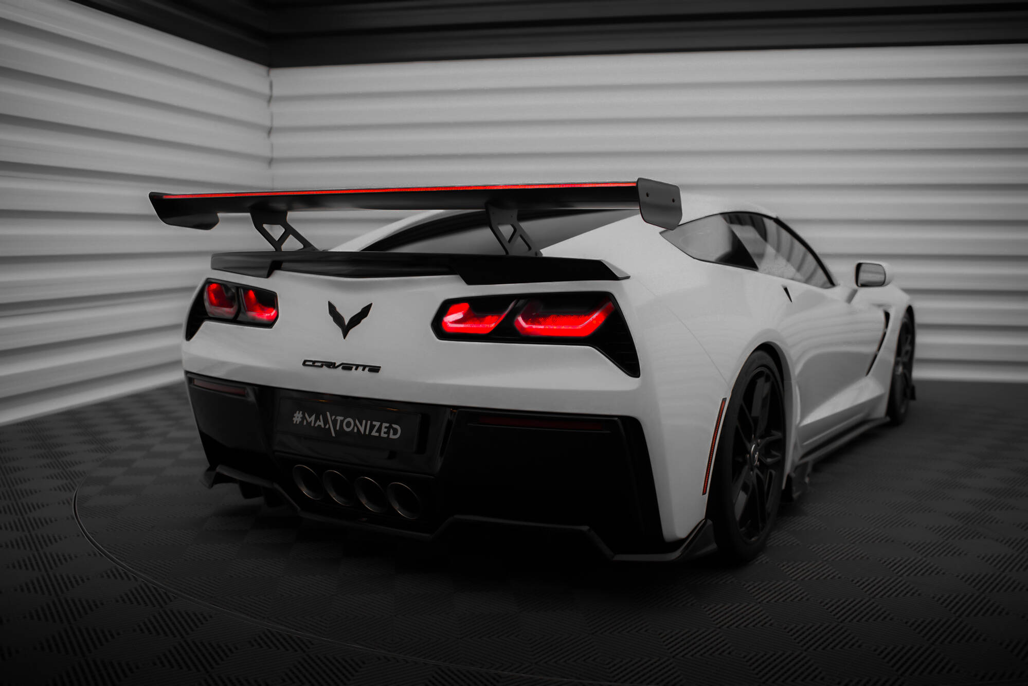 pol_po_Carbon-Spoiler-With-Internal-Brackets-Uprights-LED-Chevrolet-Corvette-Stingray-Grand-Sport-C7-21484_17 pol_po_Carbon-Spoiler-With-Internal-Brackets-Uprights-LED-Chevrolet-Corvette-Stingray-Grand-Sport-C7-21484_17