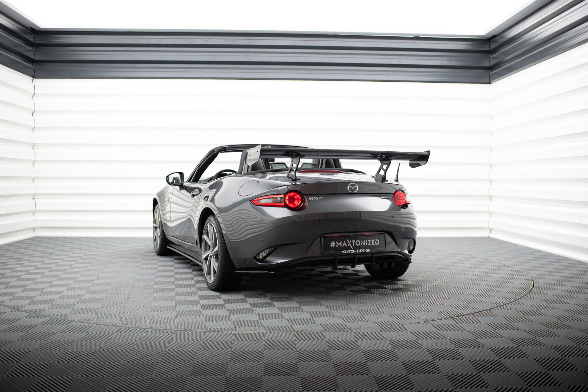 pol_po_Carbon-Spoiler-With-Internal-Brackets-Uprights-Mazda-MX-5-ND-Mk4-21057_15 pol_po_Carbon-Spoiler-With-Internal-Brackets-Uprights-Mazda-MX-5-ND-Mk4-21057_15