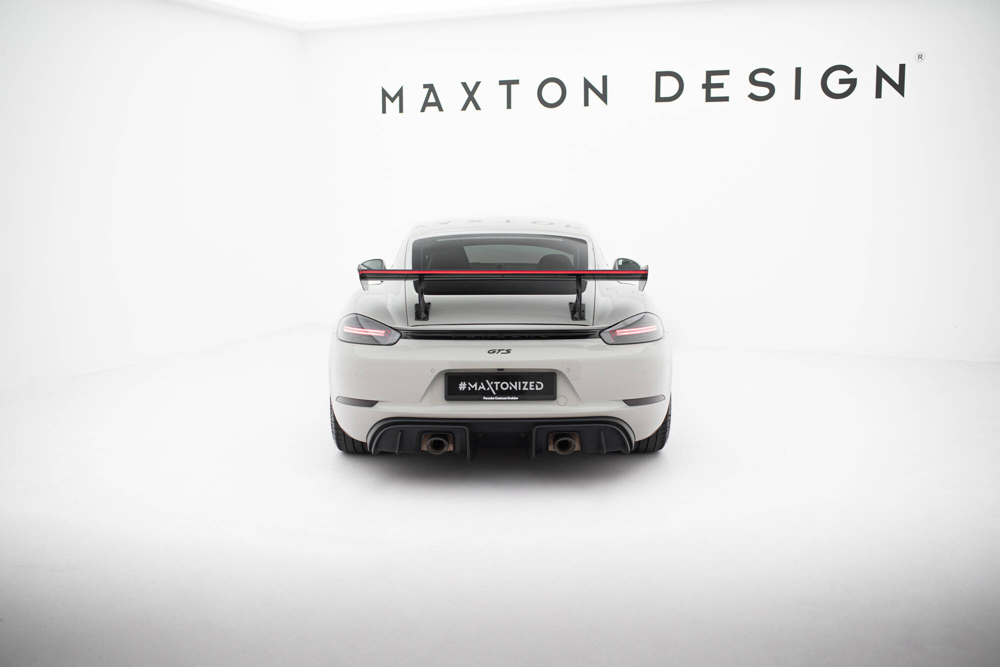 pol_po_Carbon-Spoiler-With-Internal-Brackets-Uprights-V-2-LED-Porsche-718-Cayman-982c-21515_14 pol_po_Carbon-Spoiler-With-Internal-Brackets-Uprights-V-2-LED-Porsche-718-Cayman-982c-21515_14