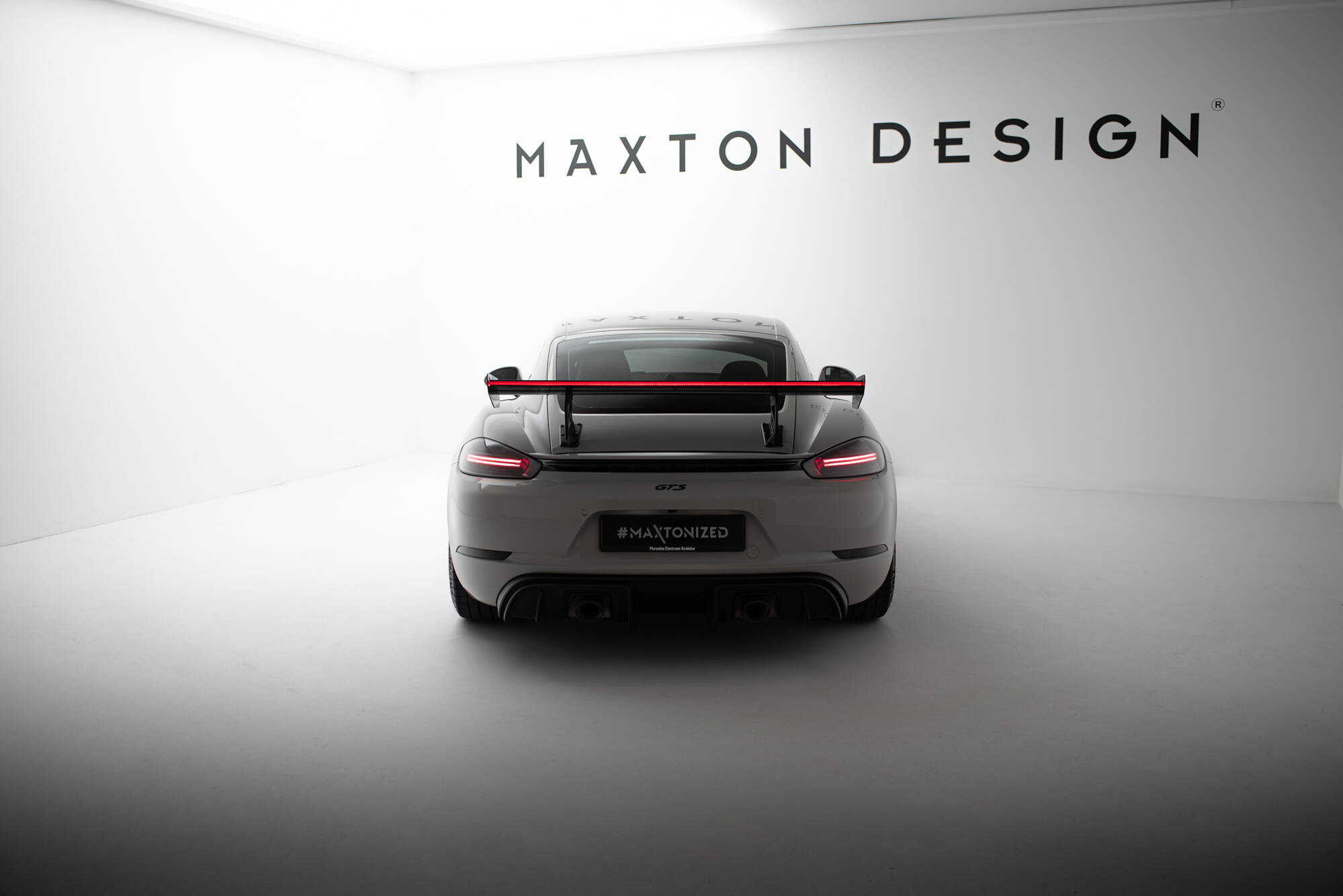 pol_po_Carbon-Spoiler-With-Internal-Brackets-Uprights-V-2-LED-Porsche-718-Cayman-982c-21515_2 pol_po_Carbon-Spoiler-With-Internal-Brackets-Uprights-V-2-LED-Porsche-718-Cayman-982c-21515_2