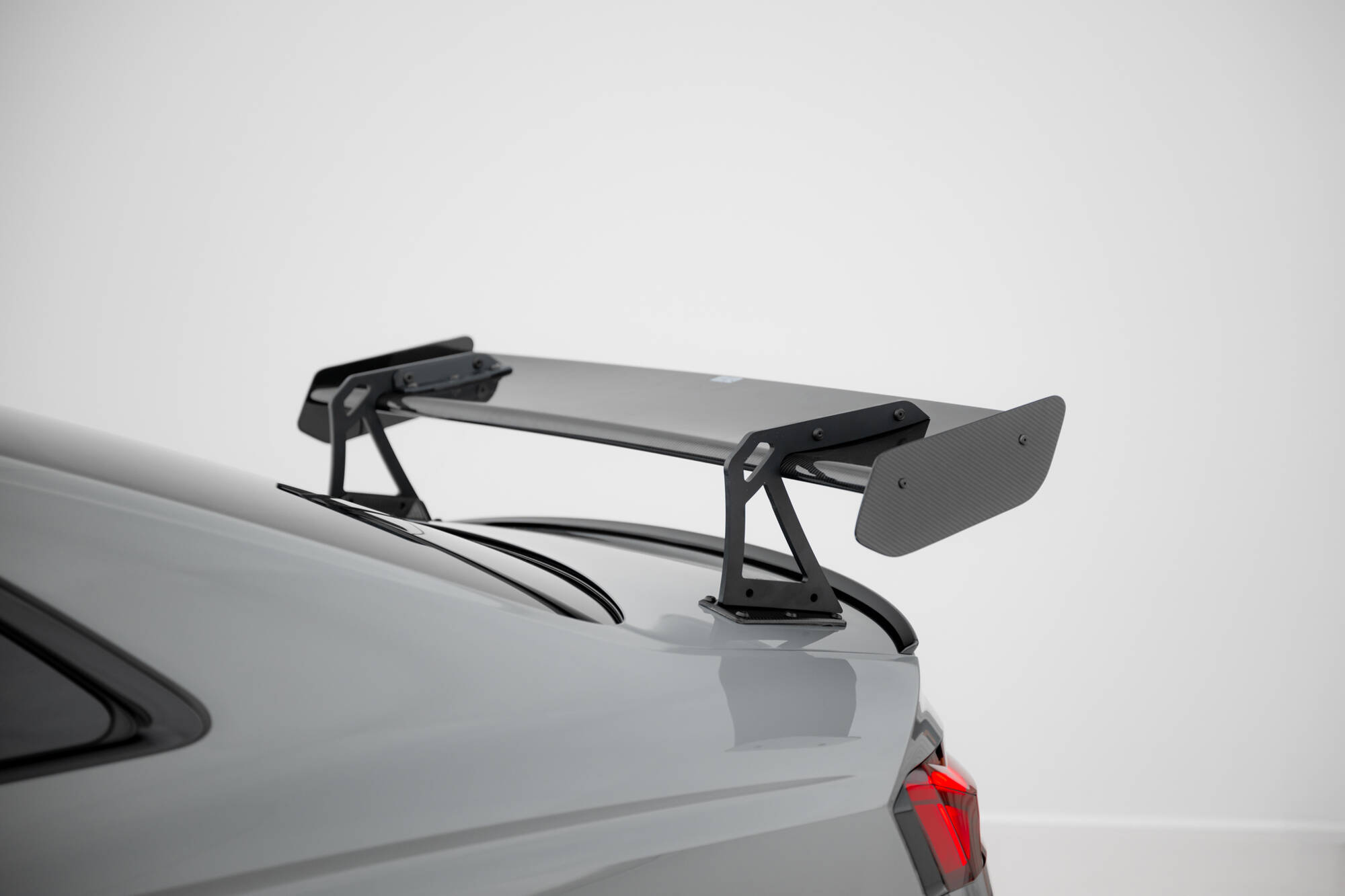pol_po_Carbon-Spoiler-With-Upper-Swan-Mounting-LED-Audi-A5-A5-S-Line-S5-RS5-Coupe-F5-F5-Facelift-22225_5 pol_po_Carbon-Spoiler-With-Upper-Swan-Mounting-LED-Audi-A5-A5-S-Line-S5-RS5-Coupe-F5-F5-Facelift-22225_5