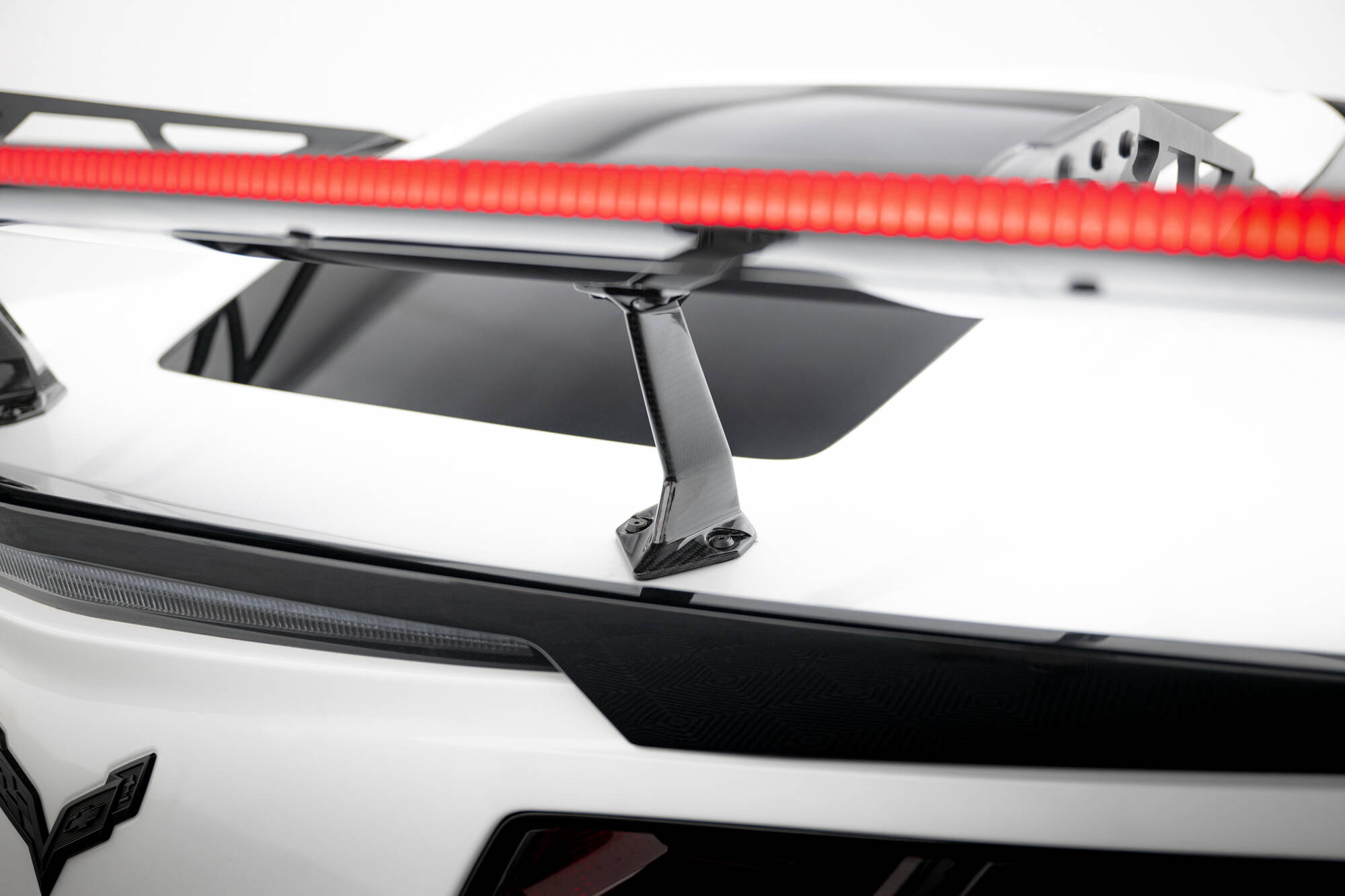 pol_po_Carbon-Spoiler-With-Upper-Swan-Mounting-LED-Chevrolet-Corvette-Stingray-Grand-Sport-C7-21492_19 pol_po_Carbon-Spoiler-With-Upper-Swan-Mounting-LED-Chevrolet-Corvette-Stingray-Grand-Sport-C7-21492_19