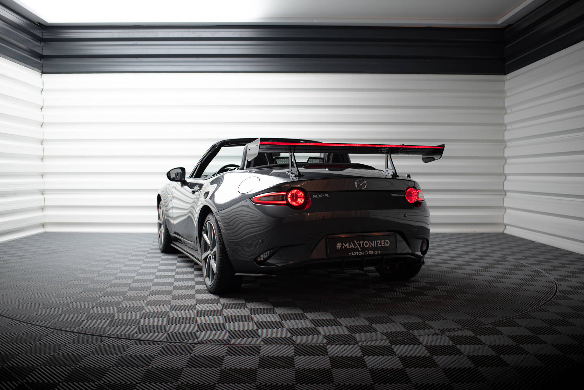 pol_po_Carbon-Spoiler-With-Upper-Swan-Mounting-LED-Mazda-MX-5-ND-Mk4-21054_23 pol_po_Carbon-Spoiler-With-Upper-Swan-Mounting-LED-Mazda-MX-5-ND-Mk4-21054_23