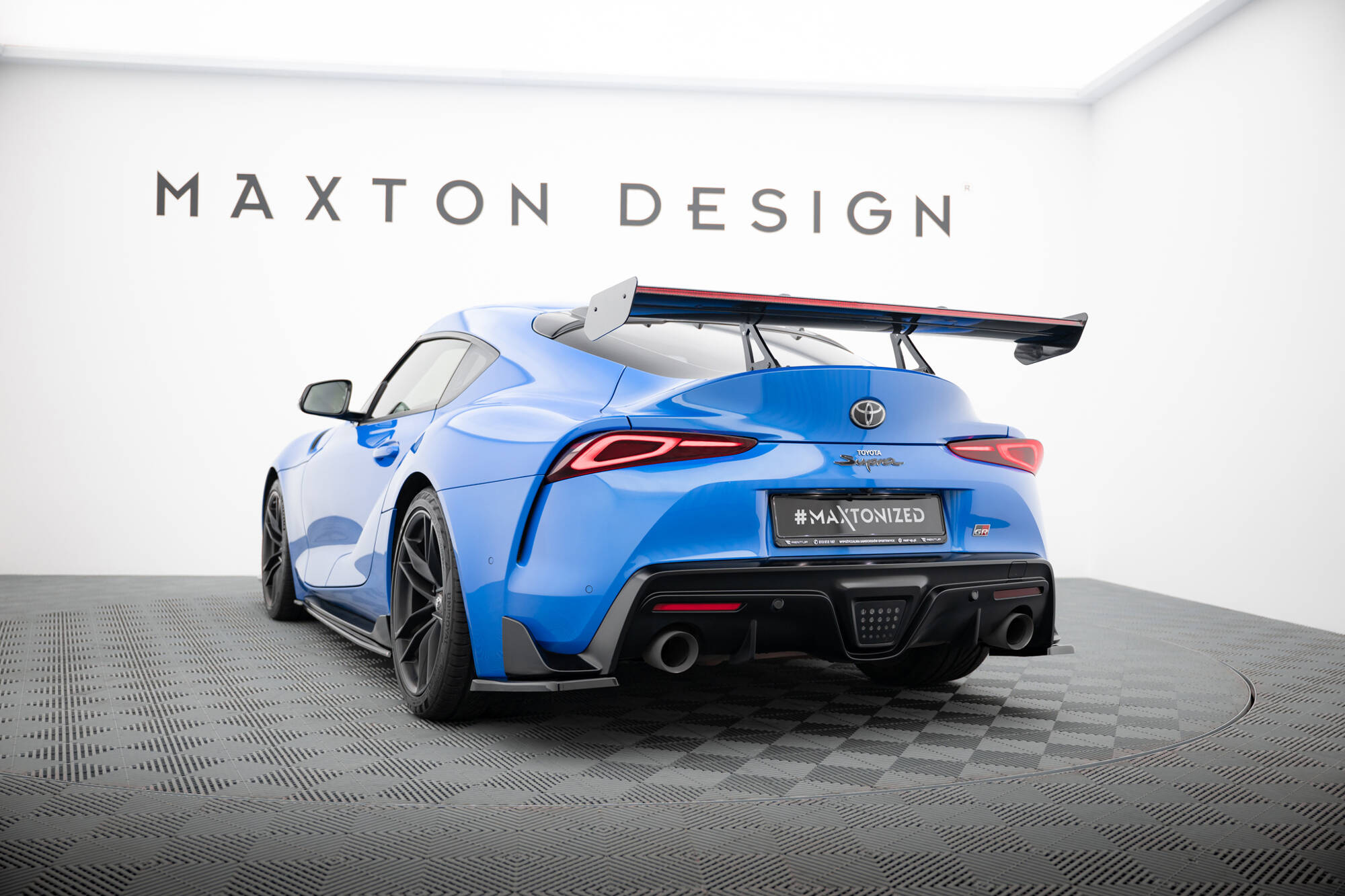 pol_po_Carbon-Spoiler-With-Upper-Swan-Mounting-LED-Toyota-Supra-Mk5-21209_23 pol_po_Carbon-Spoiler-With-Upper-Swan-Mounting-LED-Toyota-Supra-Mk5-21209_23