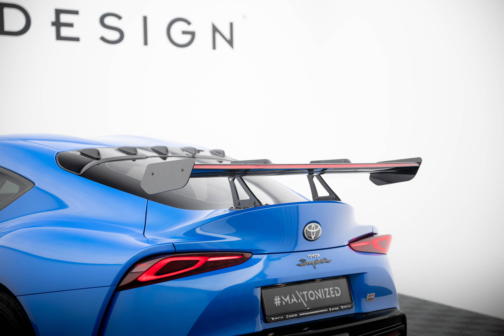 pol_po_Carbon-Spoiler-With-Upper-Swan-Mounting-LED-Toyota-Supra-Mk5-21209_5 pol_po_Carbon-Spoiler-With-Upper-Swan-Mounting-LED-Toyota-Supra-Mk5-21209_5