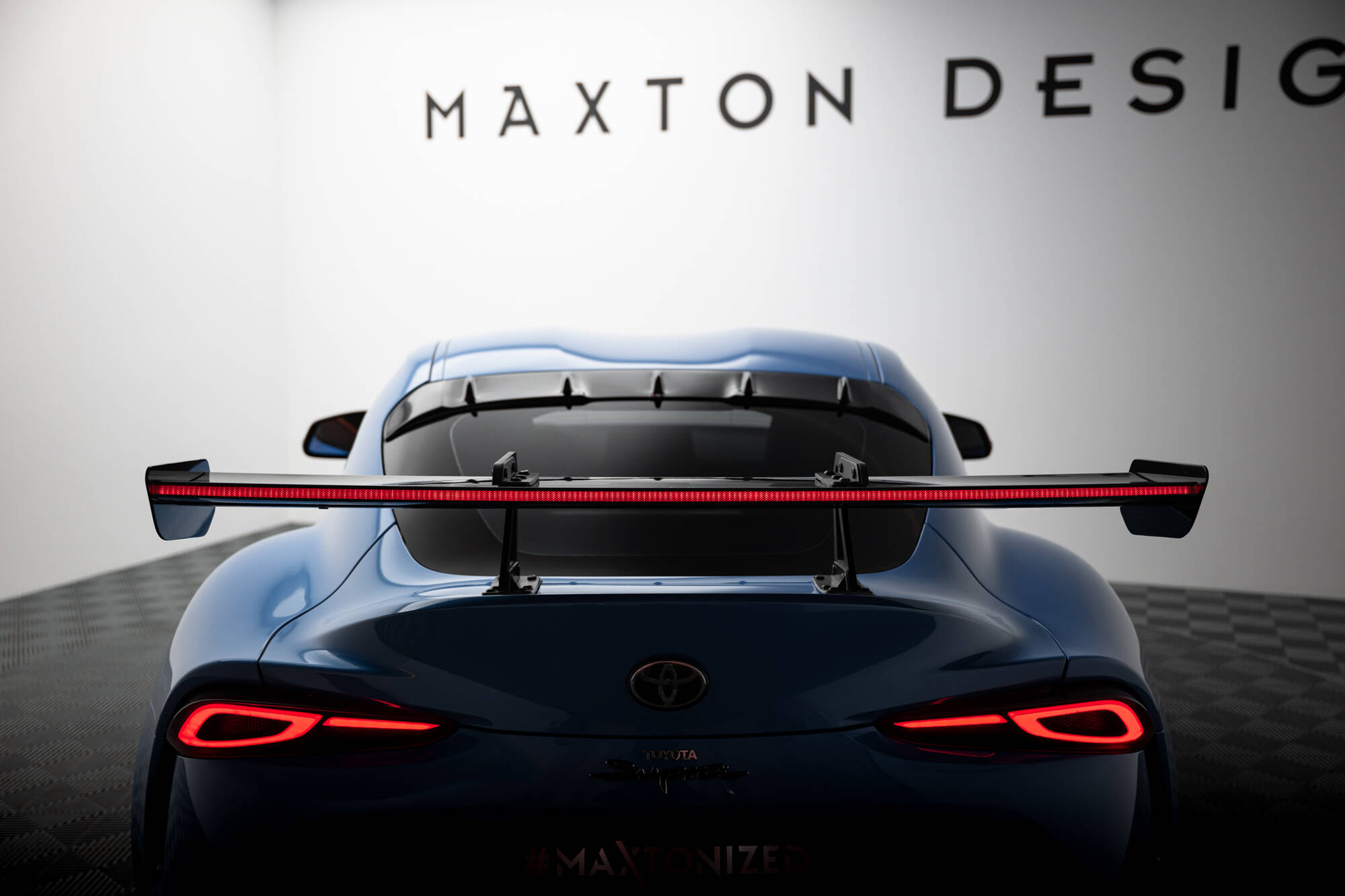 pol_po_Carbon-Spoiler-With-Upper-Swan-Mounting-LED-Toyota-Supra-Mk5-21209_7 pol_po_Carbon-Spoiler-With-Upper-Swan-Mounting-LED-Toyota-Supra-Mk5-21209_7