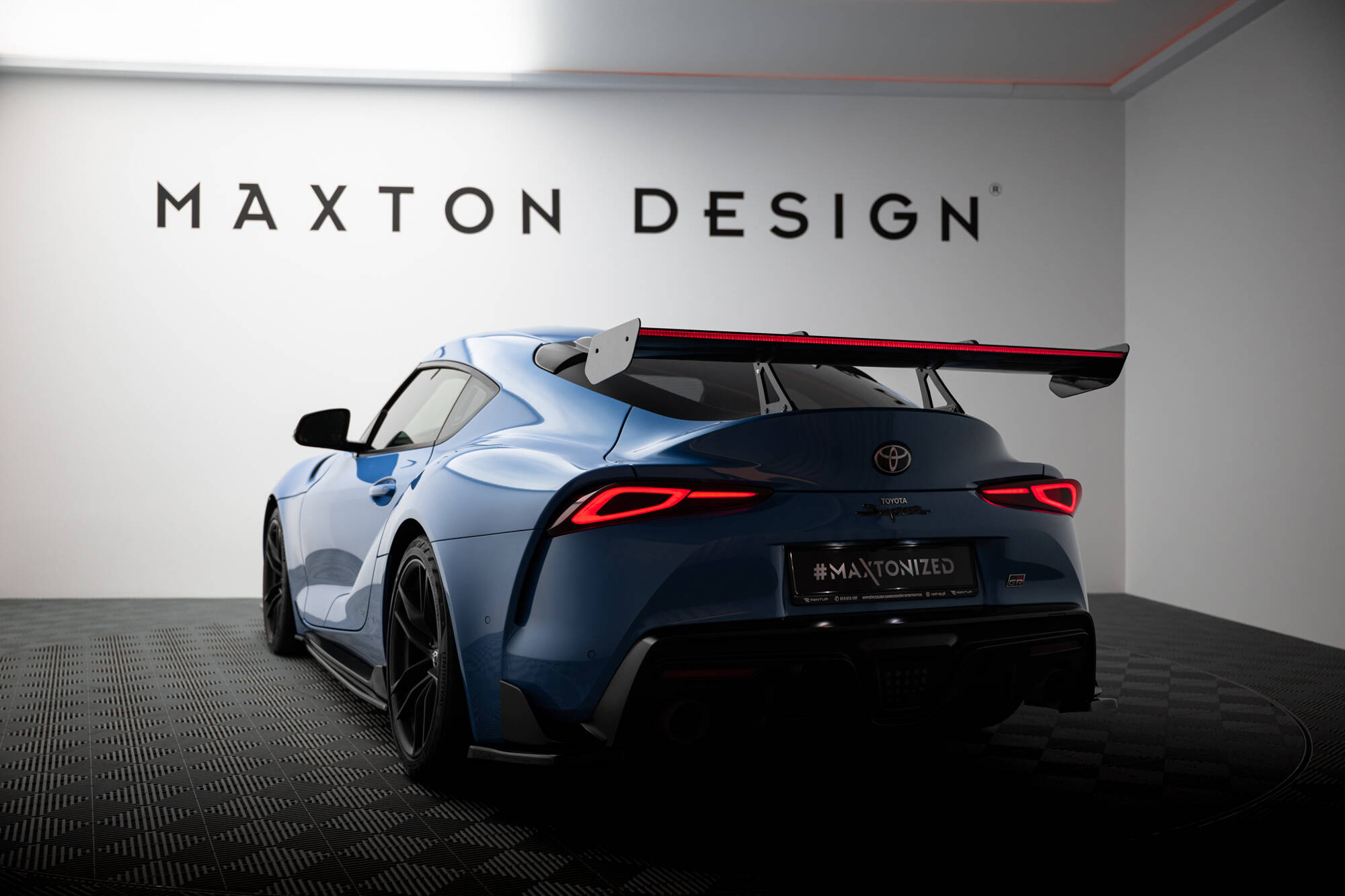 pol_po_Carbon-Spoiler-With-Upper-Swan-Mounting-LED-Toyota-Supra-Mk5-21209_8 pol_po_Carbon-Spoiler-With-Upper-Swan-Mounting-LED-Toyota-Supra-Mk5-21209_8