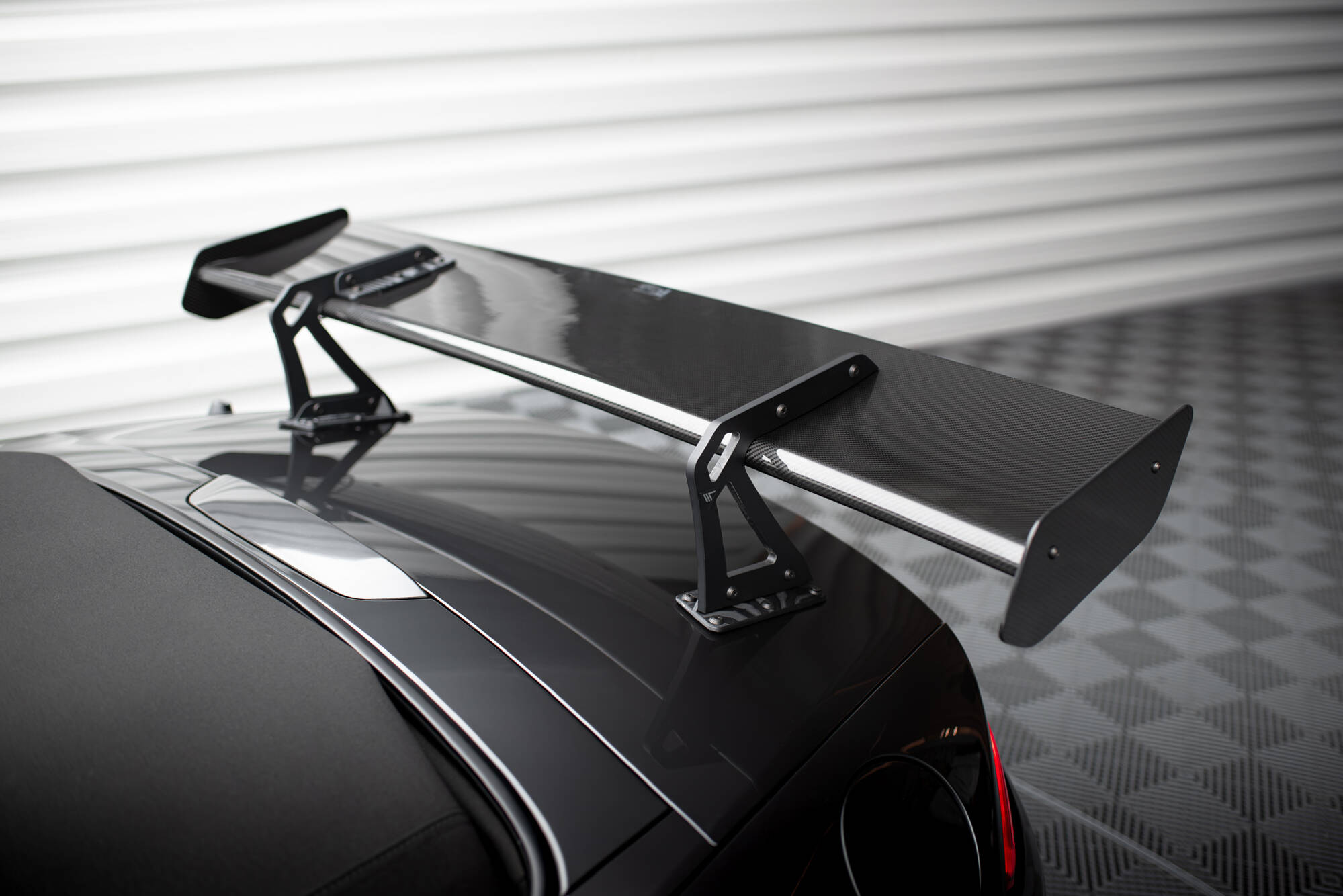 pol_po_Carbon-Spoiler-With-Upper-Swan-Mounting-Mazda-MX-5-ND-Mk4-21052_17 pol_po_Carbon-Spoiler-With-Upper-Swan-Mounting-Mazda-MX-5-ND-Mk4-21052_17