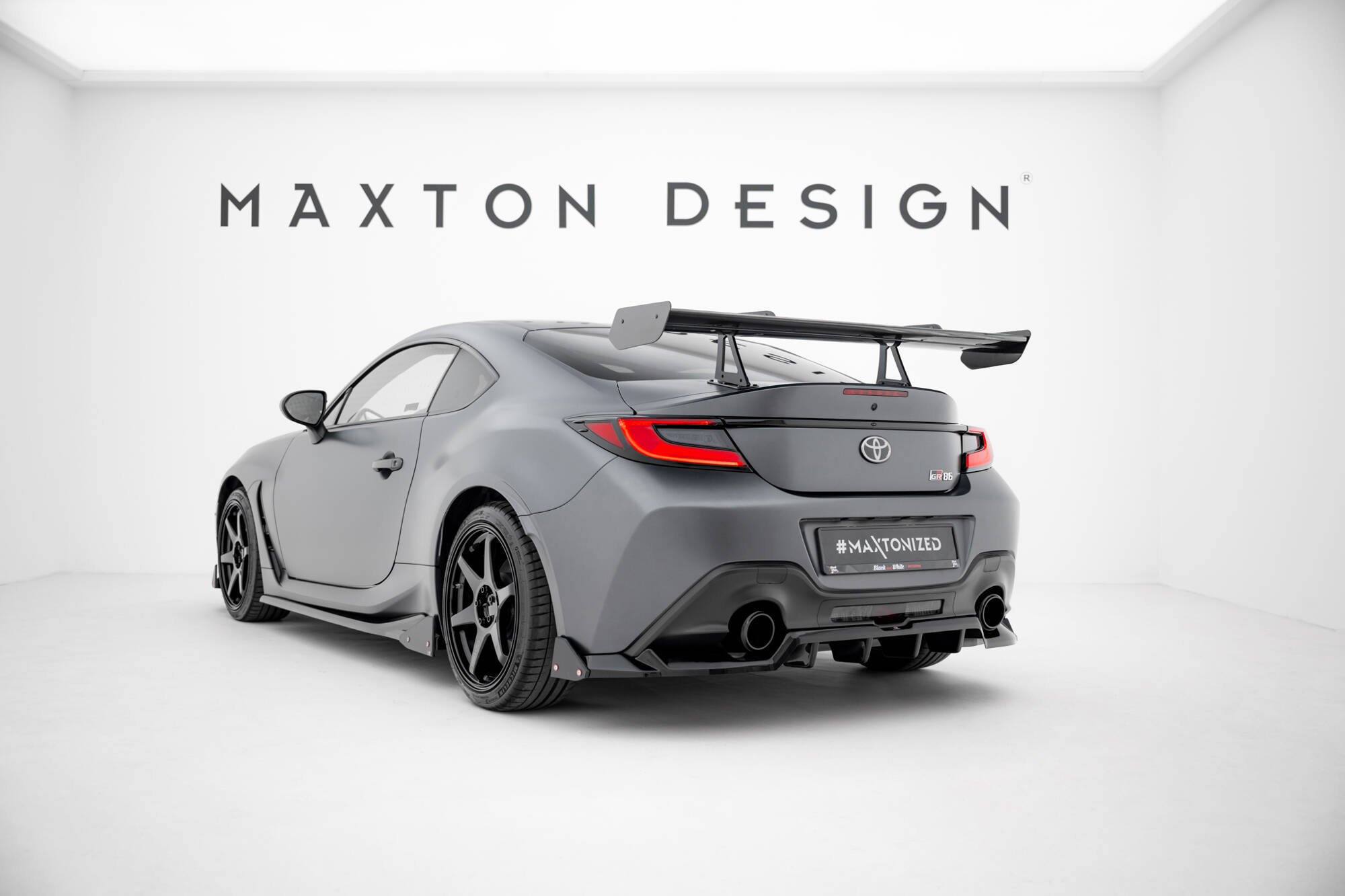 pol_po_Carbon-Spoiler-With-Upper-Swan-Mounting-Toyota-GR86-Subaru-BRZ-Mk2-21651_8 pol_po_Carbon-Spoiler-With-Upper-Swan-Mounting-Toyota-GR86-Subaru-BRZ-Mk2-21651_8
