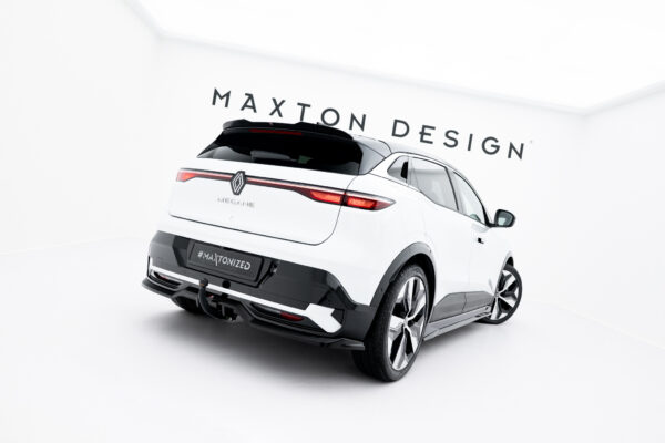 Central Πίσω Σπόιλερ (with vertical bars) Renault Megane E-Tech Electric Mk1