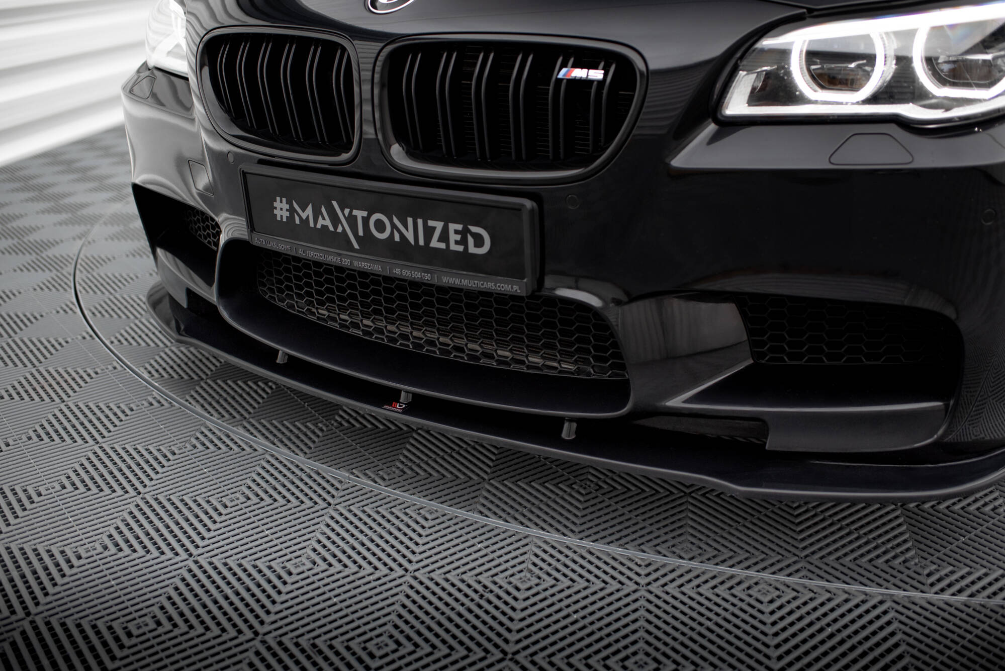 pol_po_FRONT-SPLITTER-BMW-M5-F10-F11-686_4 pol_po_FRONT-SPLITTER-BMW-M5-F10-F11-686_4