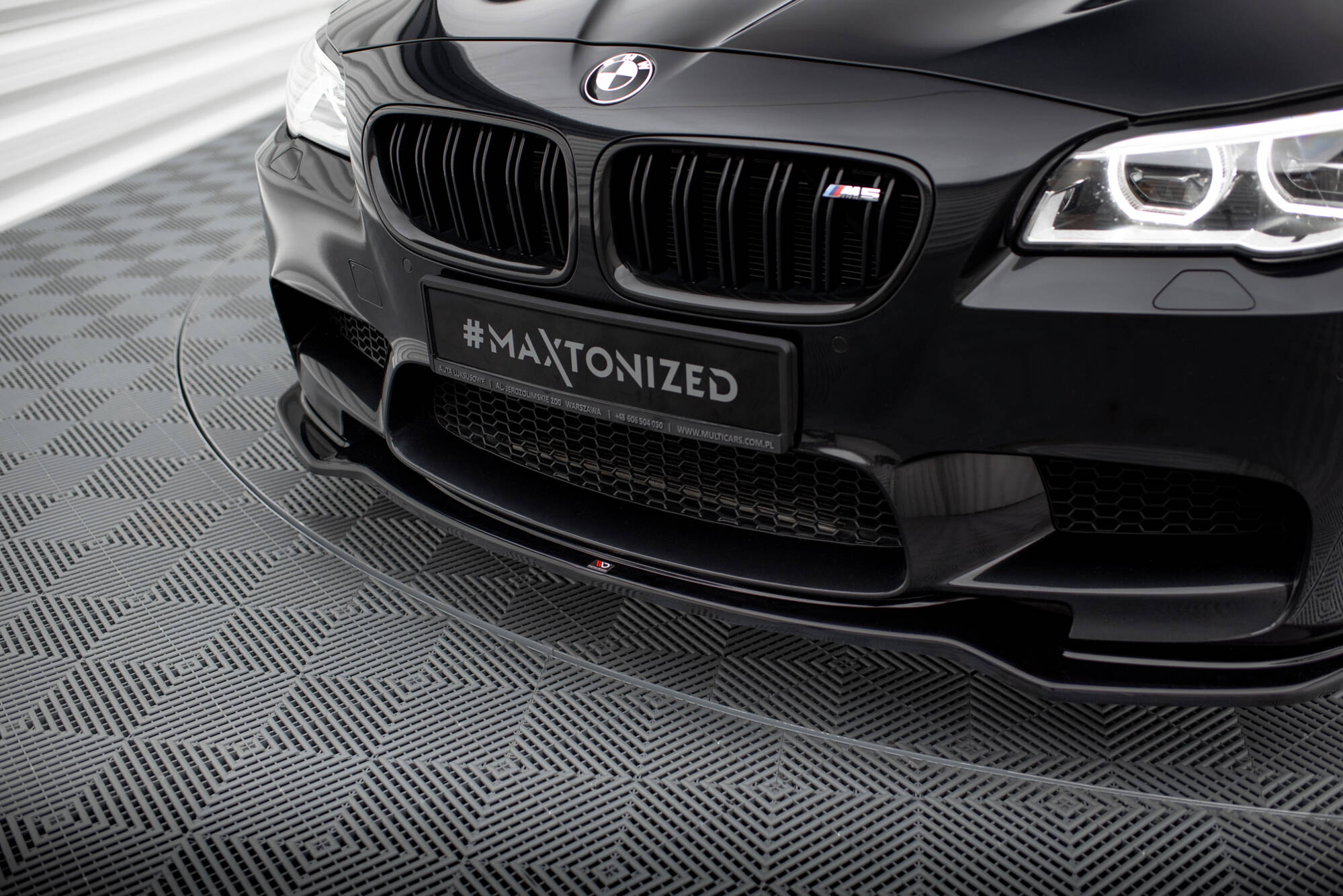 pol_po_FRONT-SPLITTER-BMW-M5-F10-F11-7818_2 pol_po_FRONT-SPLITTER-BMW-M5-F10-F11-7818_2