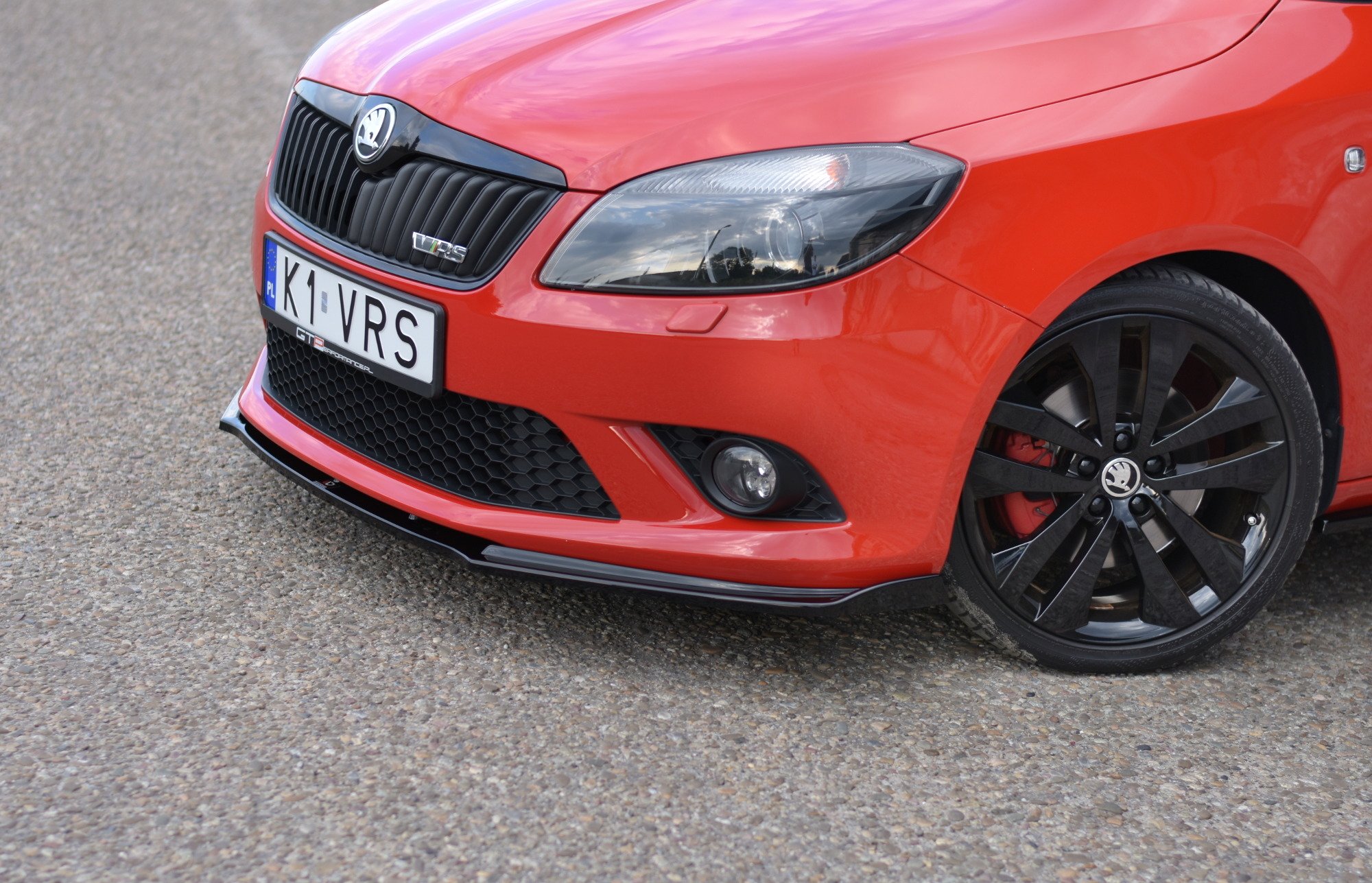 pol_po_FRONT-SPLITTER-SKODA-FABIA-MK2-RS-893_7 pol_po_FRONT-SPLITTER-SKODA-FABIA-MK2-RS-893_7