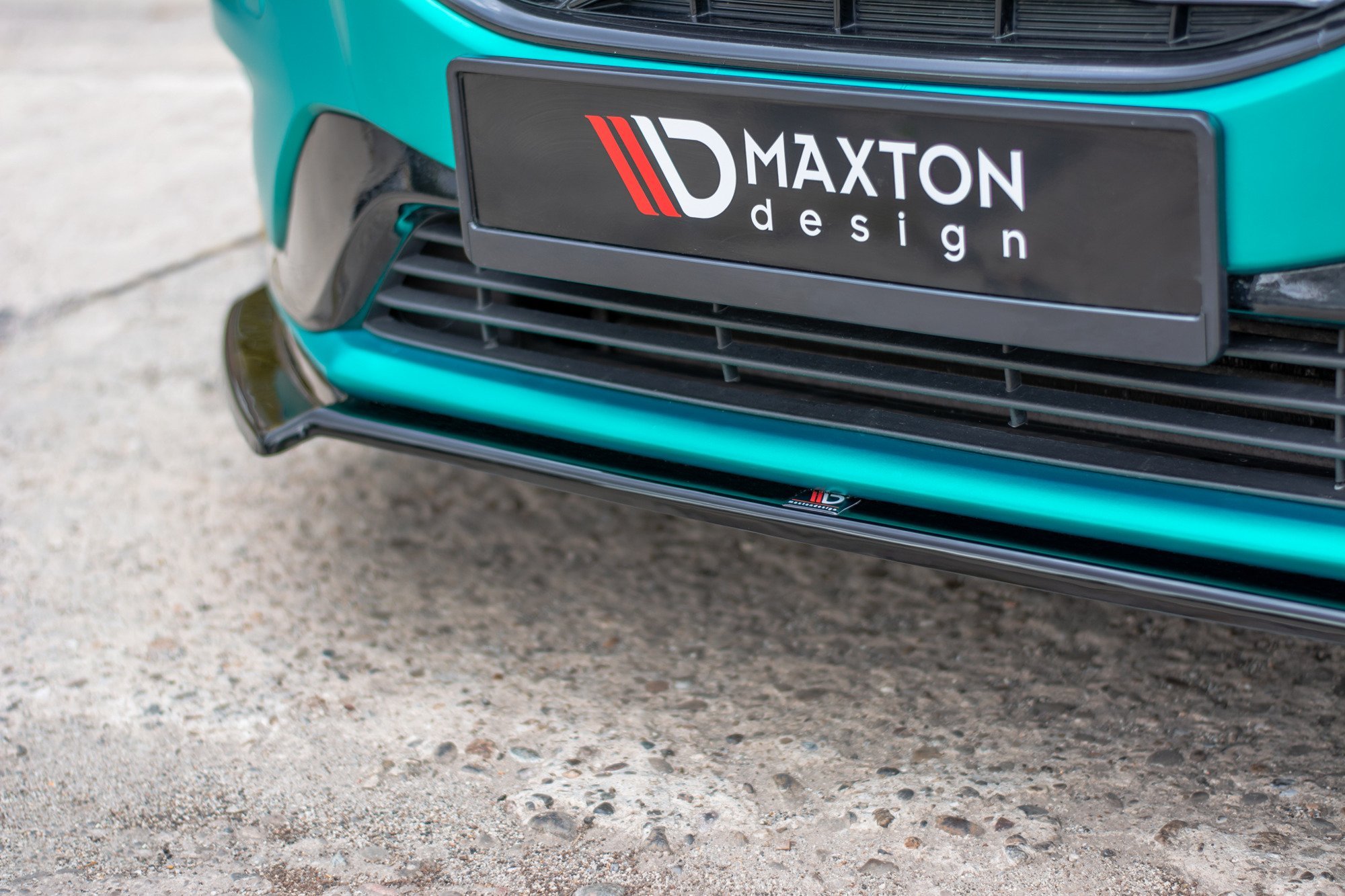 pol_po_FRONT-SPLITTER-Volvo-V40-R-design-8658_3 pol_po_FRONT-SPLITTER-Volvo-V40-R-design-8658_3