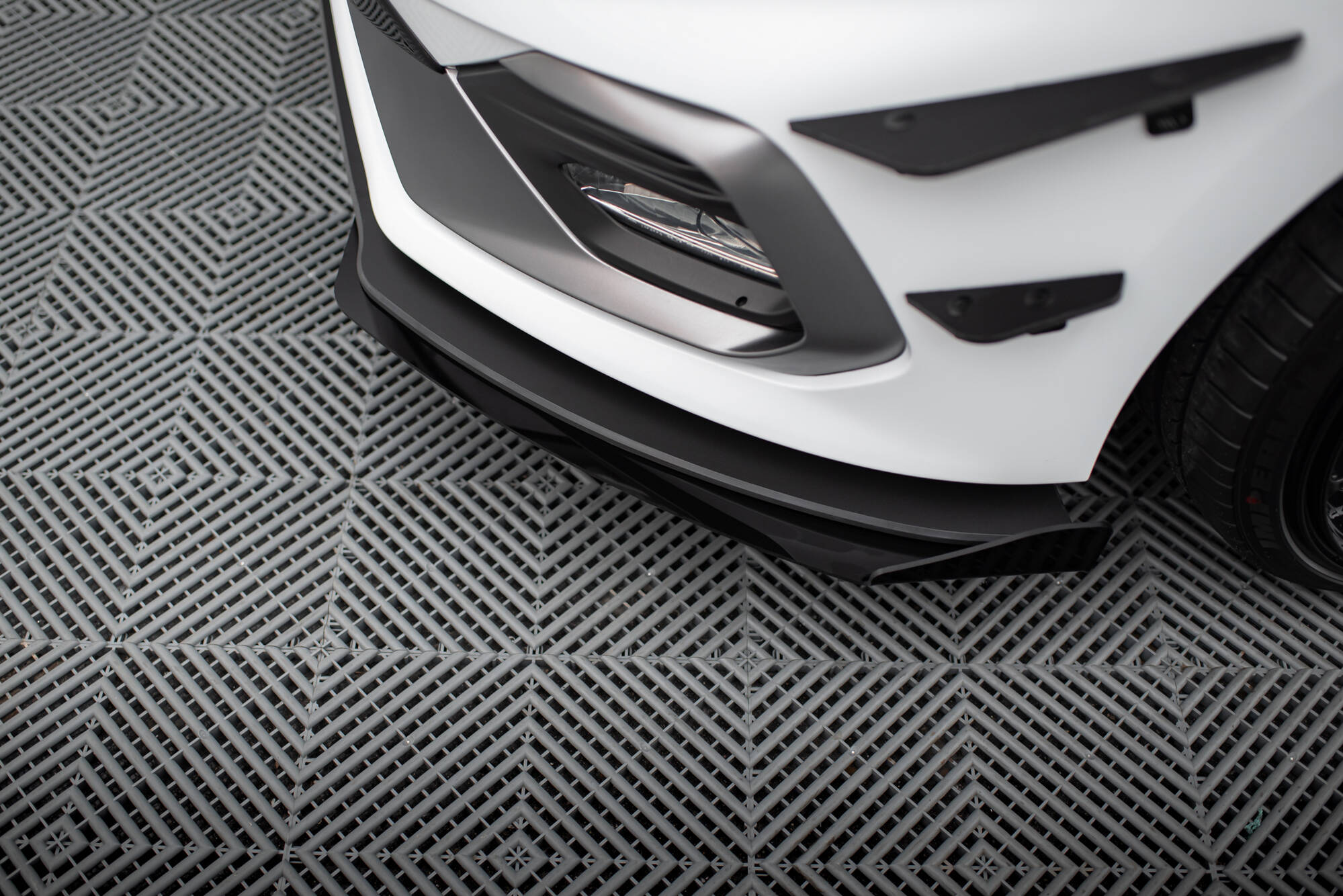 pol_po_Flaps-Ford-Fiesta-Mk8-ST-ST-Line-10701_4 pol_po_Flaps-Ford-Fiesta-Mk8-ST-ST-Line-10701_4