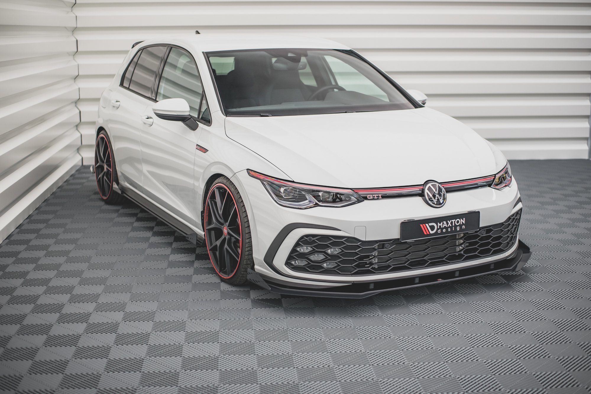 pol_po_Flaps-Volkswagen-Golf-GTI-GTE-GTD-R-Line-Mk8-12250_3 pol_po_Flaps-Volkswagen-Golf-GTI-GTE-GTD-R-Line-Mk8-12250_3