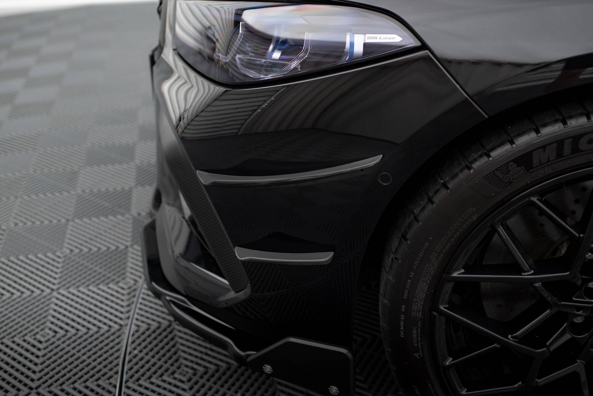 pol_po_Front-Bumper-Wings-Canards-BMW-M8-Gran-Coupe-F93-Coupe-F92-12787_2 pol_po_Front-Bumper-Wings-Canards-BMW-M8-Gran-Coupe-F93-Coupe-F92-12787_2