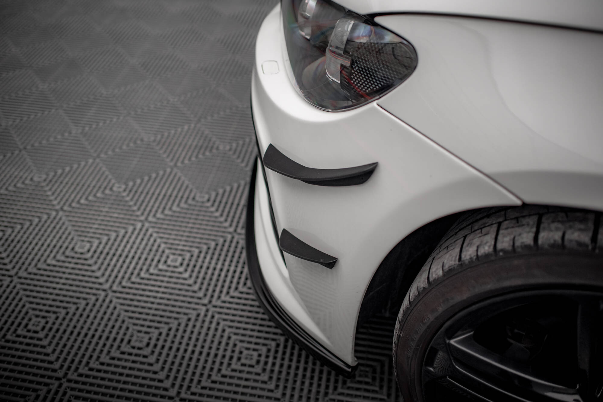 pol_po_Front-Bumper-Wings-Canards-Volkswagen-Scirocco-R-Mk3-19574_8 pol_po_Front-Bumper-Wings-Canards-Volkswagen-Scirocco-R-Mk3-19574_8