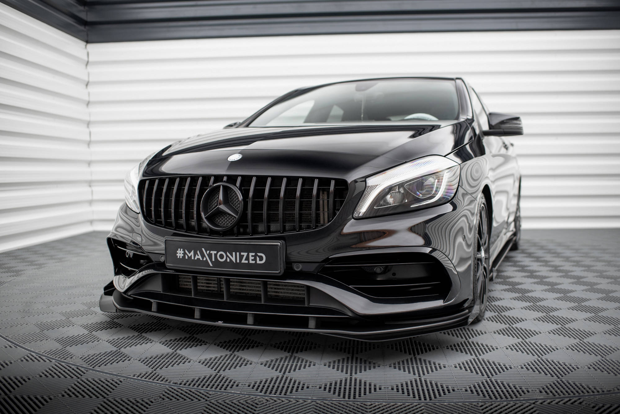 pol_po_Front-Flaps-Mercedes-Benz-A-AMG-Line-W176-Facelift-19000_2 pol_po_Front-Flaps-Mercedes-Benz-A-AMG-Line-W176-Facelift-19000_2