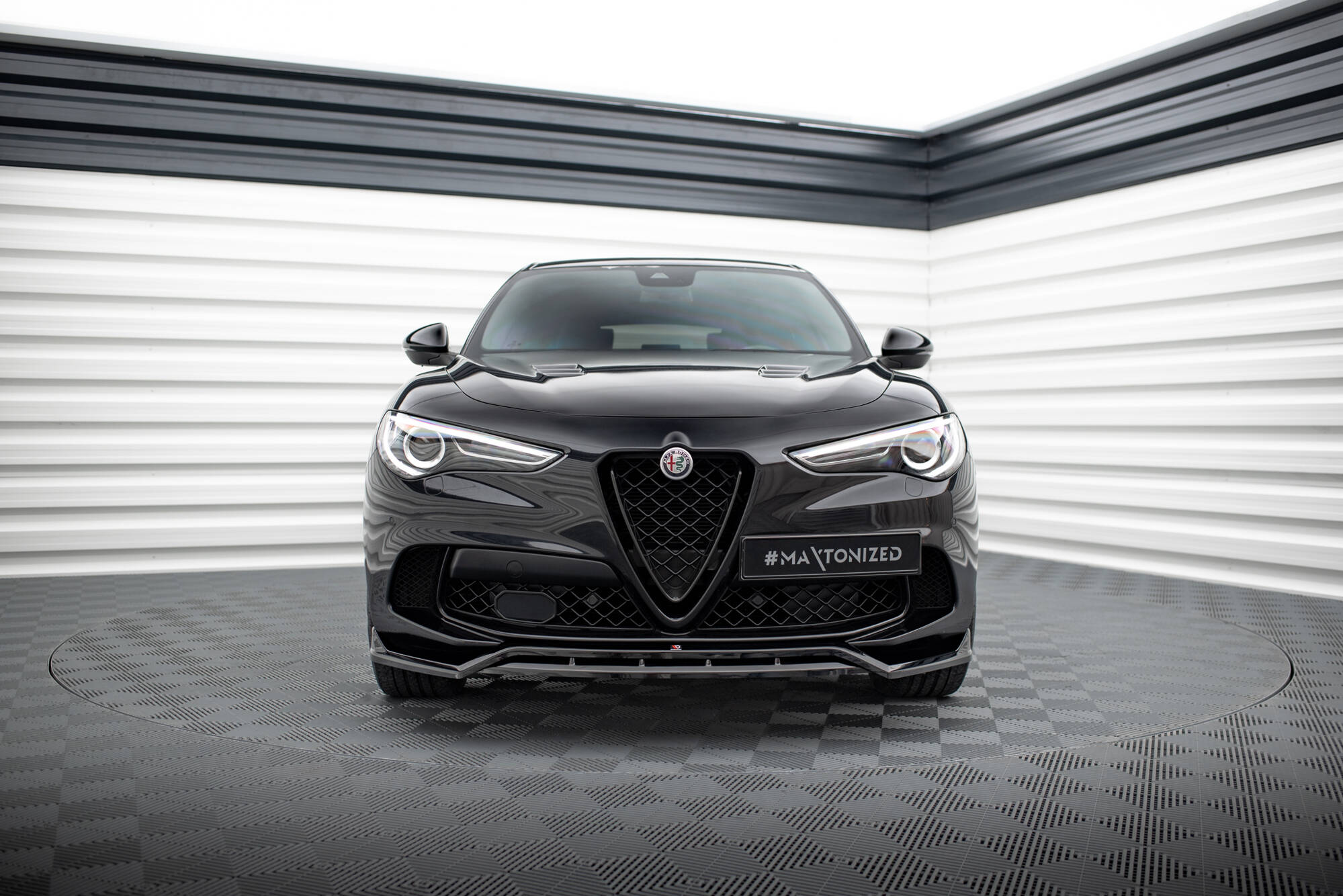 pol_po_Front-Splitter-Alfa-Romeo-Stelvio-Quadrifoglio-Mk1-19285_3 pol_po_Front-Splitter-Alfa-Romeo-Stelvio-Quadrifoglio-Mk1-19285_3