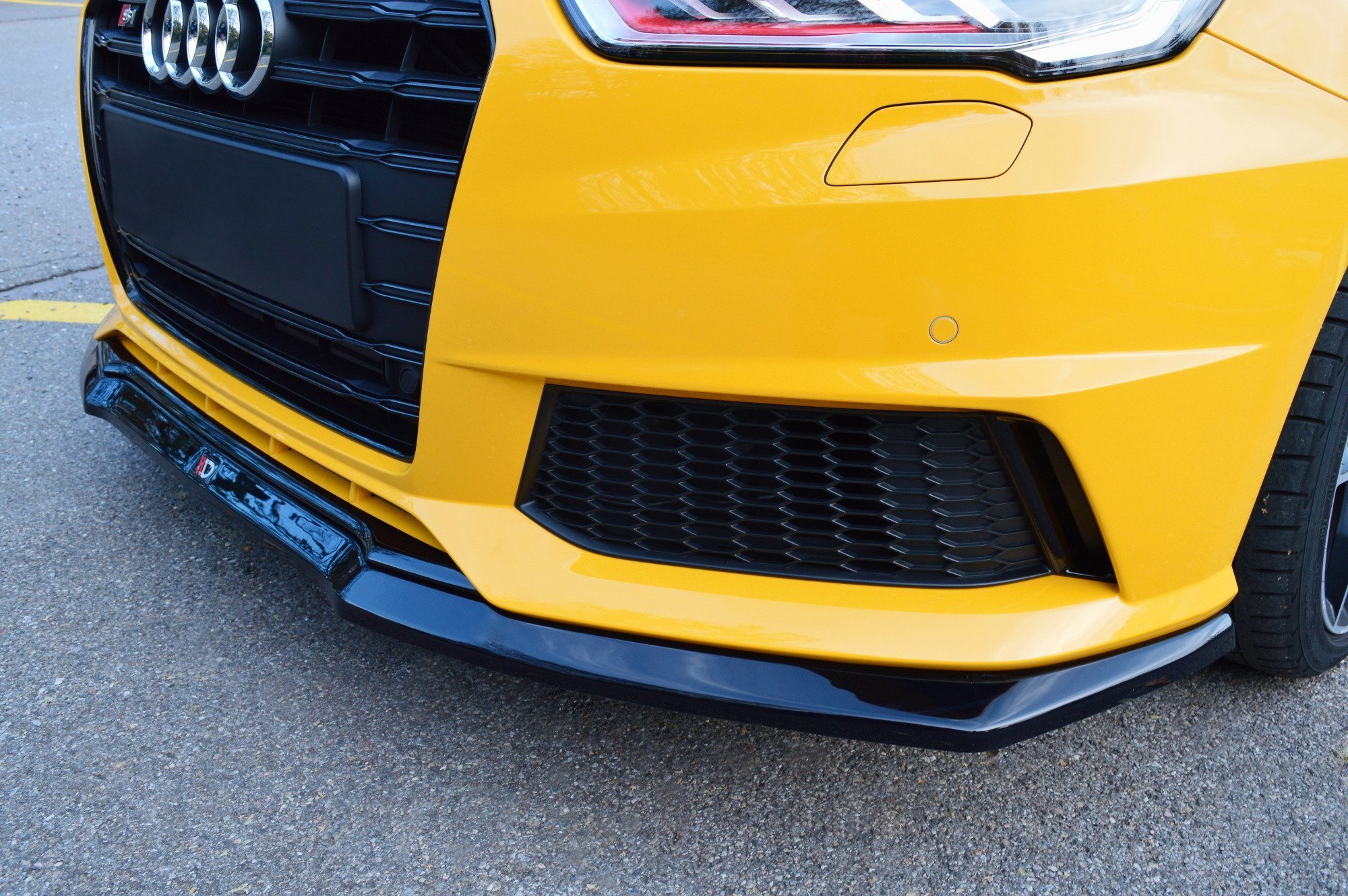 pol_po_Front-Splitter-Audi-S1-8X-7142_1 pol_po_Front-Splitter-Audi-S1-8X-7142_1