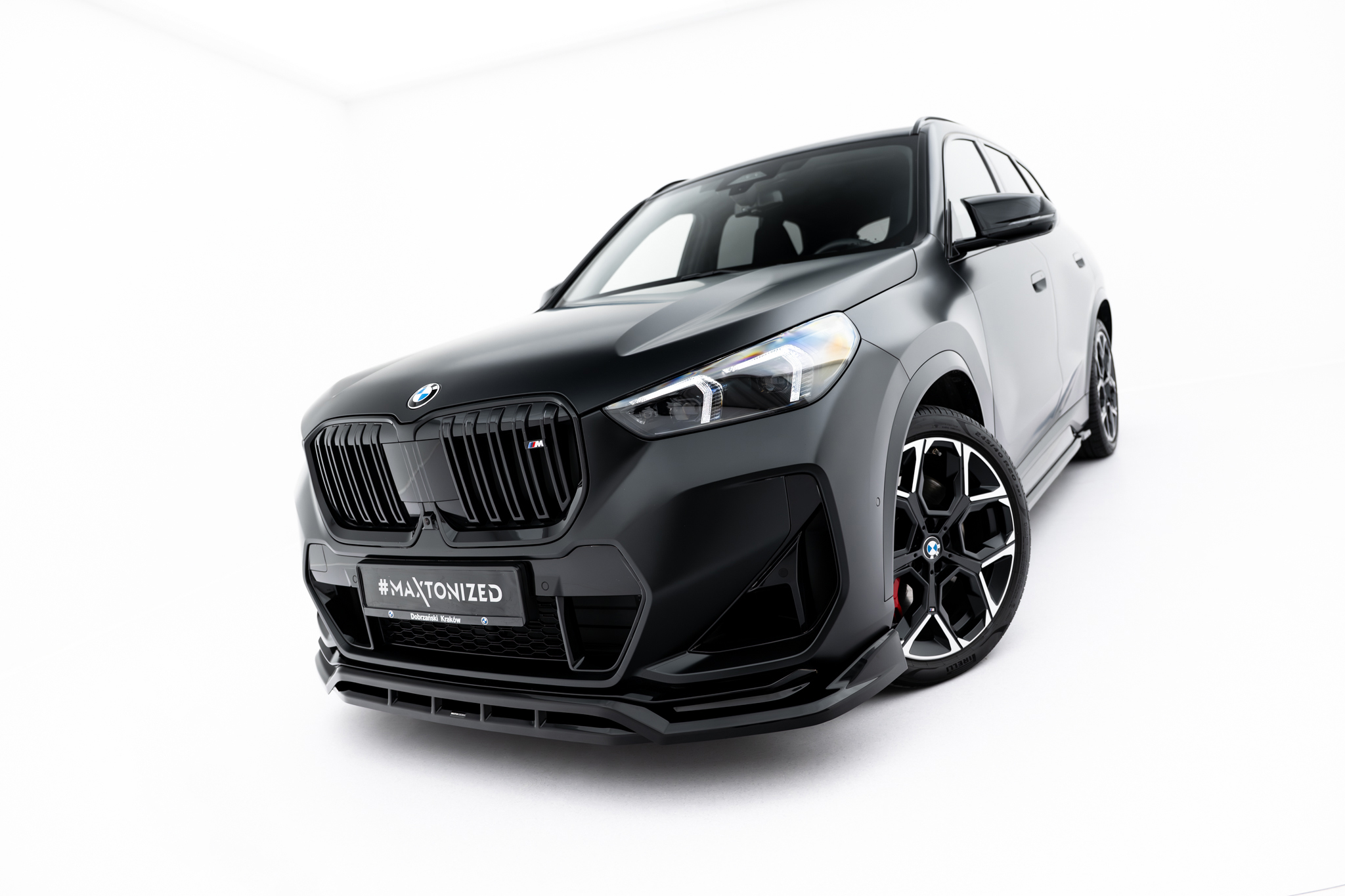 pol_po_Front-Splitter-BMW-X1-M35i-U11-23654_8 pol_po_Front-Splitter-BMW-X1-M35i-U11-23654_8