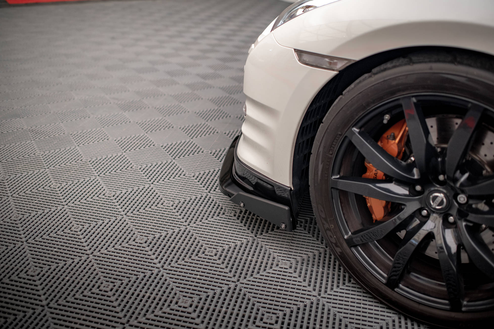pol_po_Front-Splitter-Flaps-Nissan-GTR-R35-Facelift-16886_7 pol_po_Front-Splitter-Flaps-Nissan-GTR-R35-Facelift-16886_7